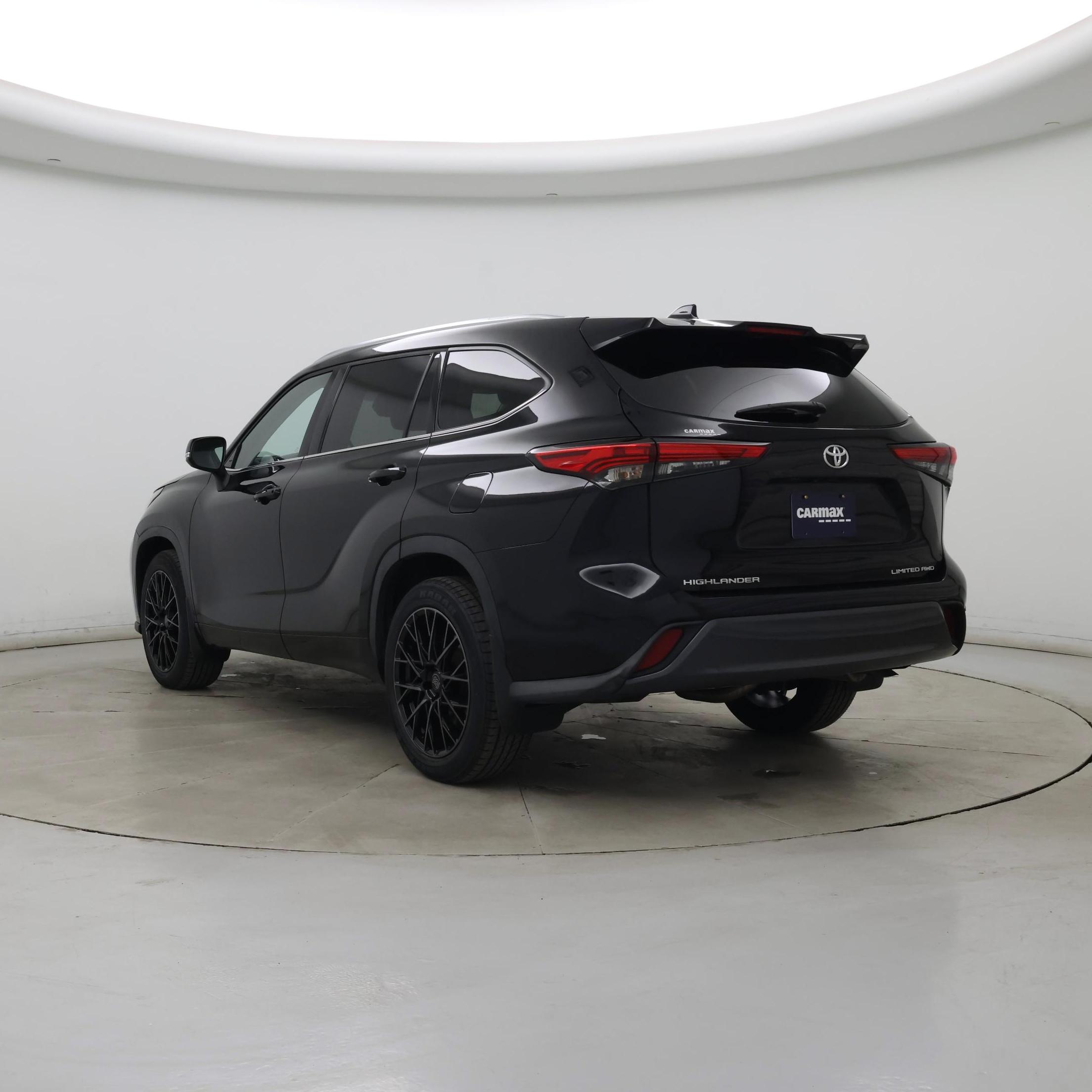 Thumbnail: 2021 Toyota Highlander - 2