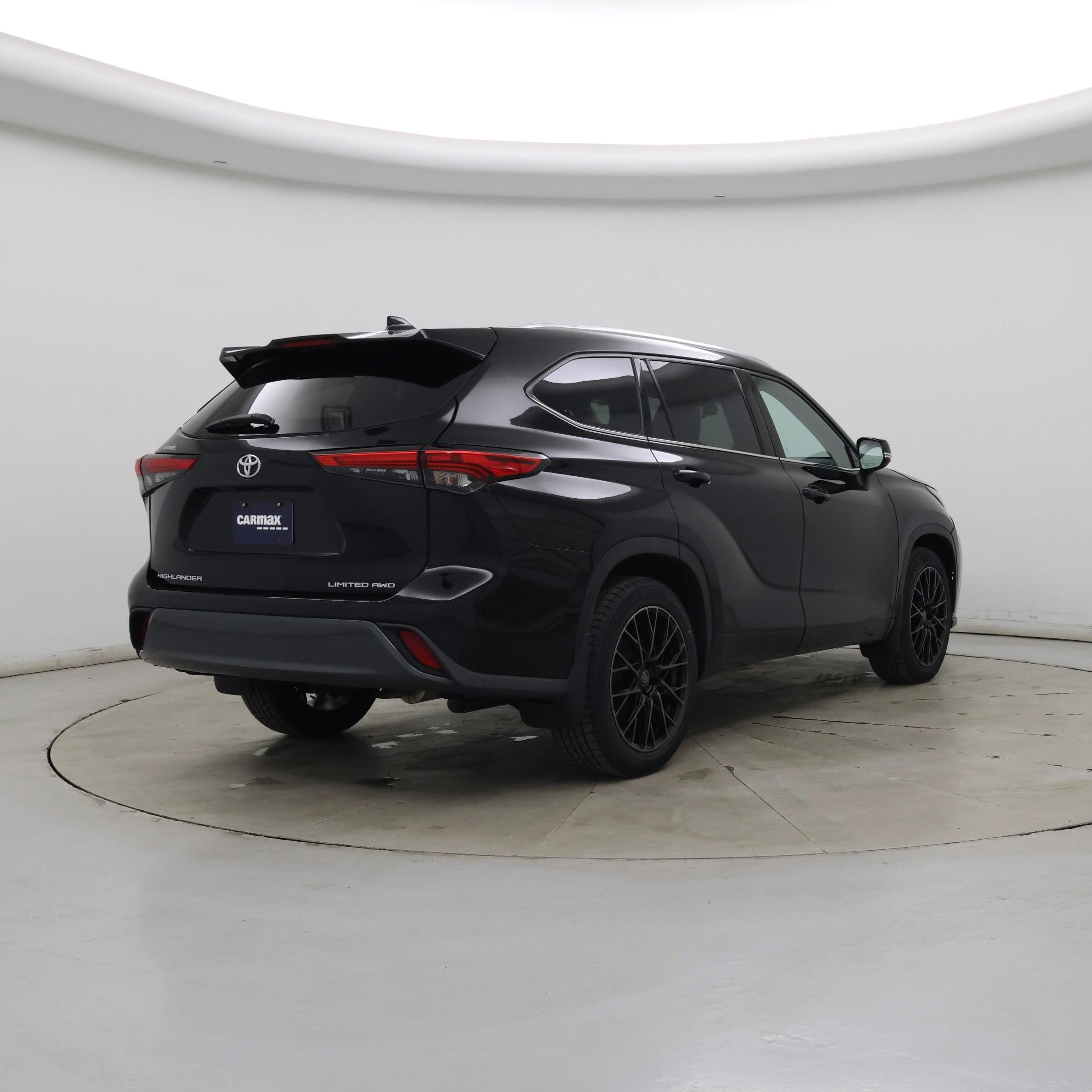 Thumbnail: 2021 Toyota Highlander - 8