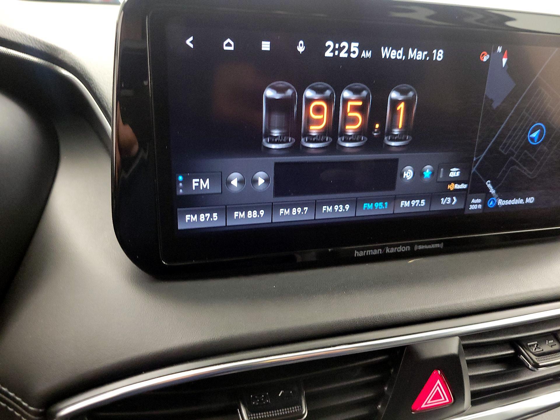 Thumbnail: 2022 Hyundai Santa Fe - 16