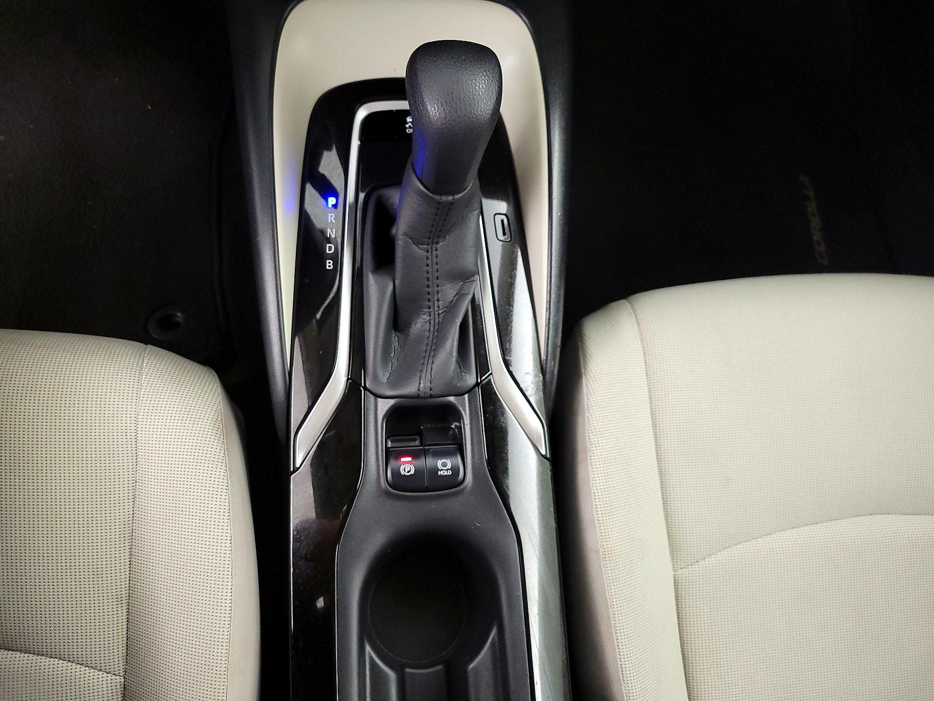 Thumbnail: 2022 Toyota Corolla - 17