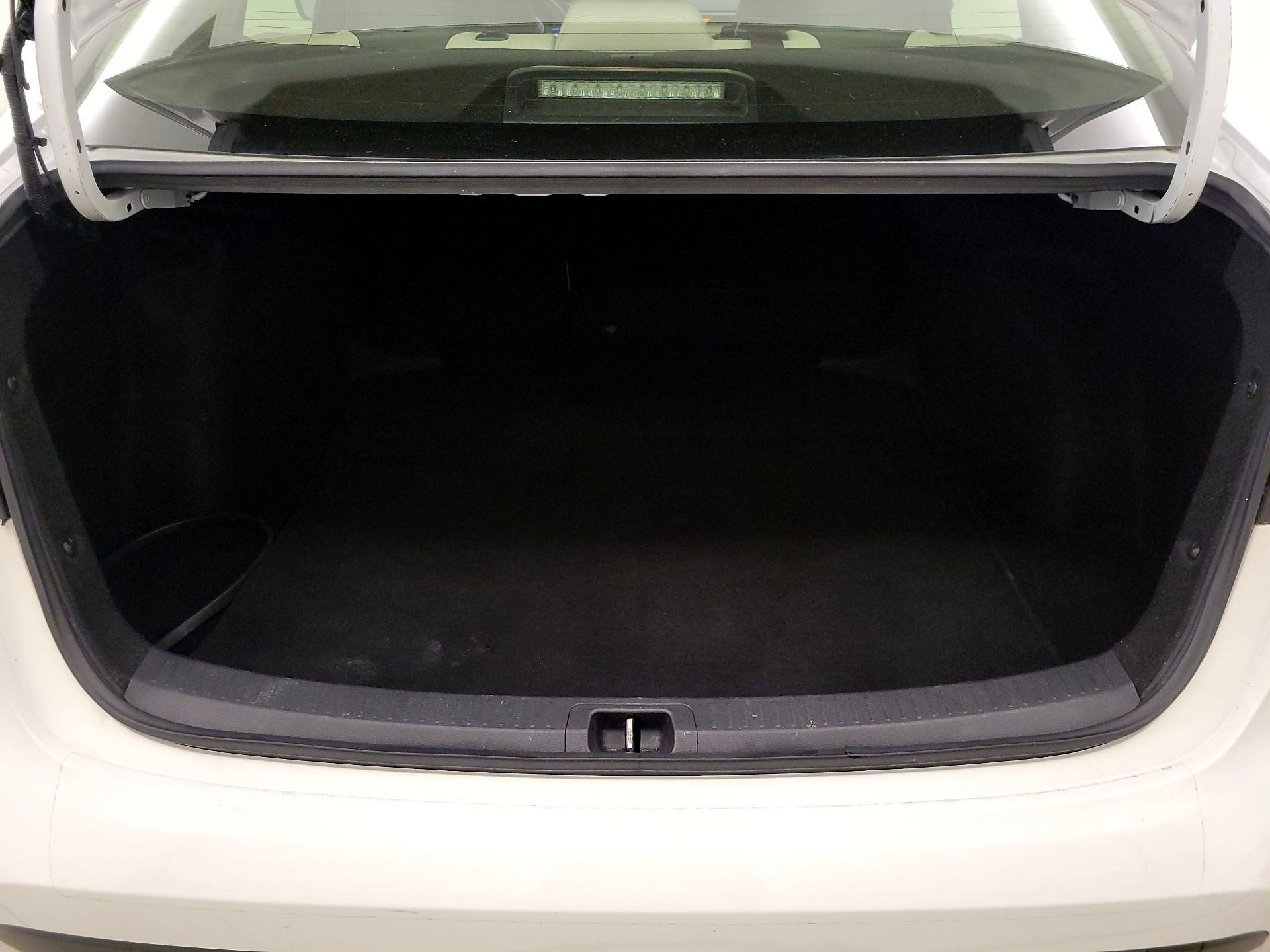 Thumbnail: 2022 Toyota Corolla - 20