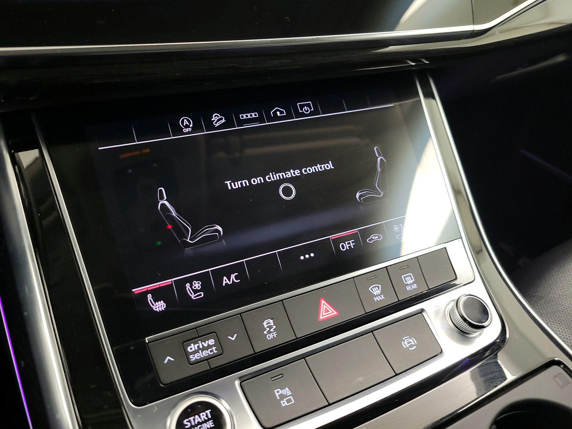 Thumbnail: 2022 Audi Q7 - 17