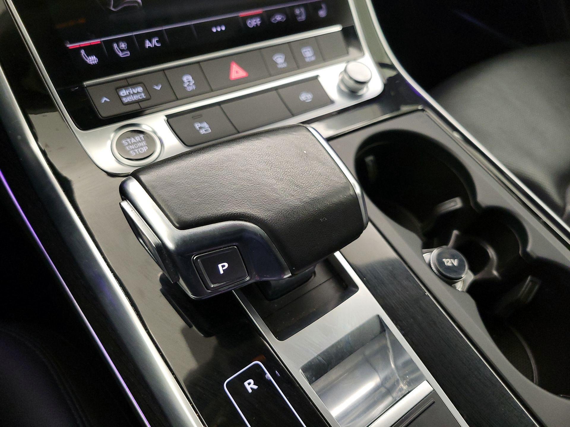 Thumbnail: 2022 Audi Q7 - 18