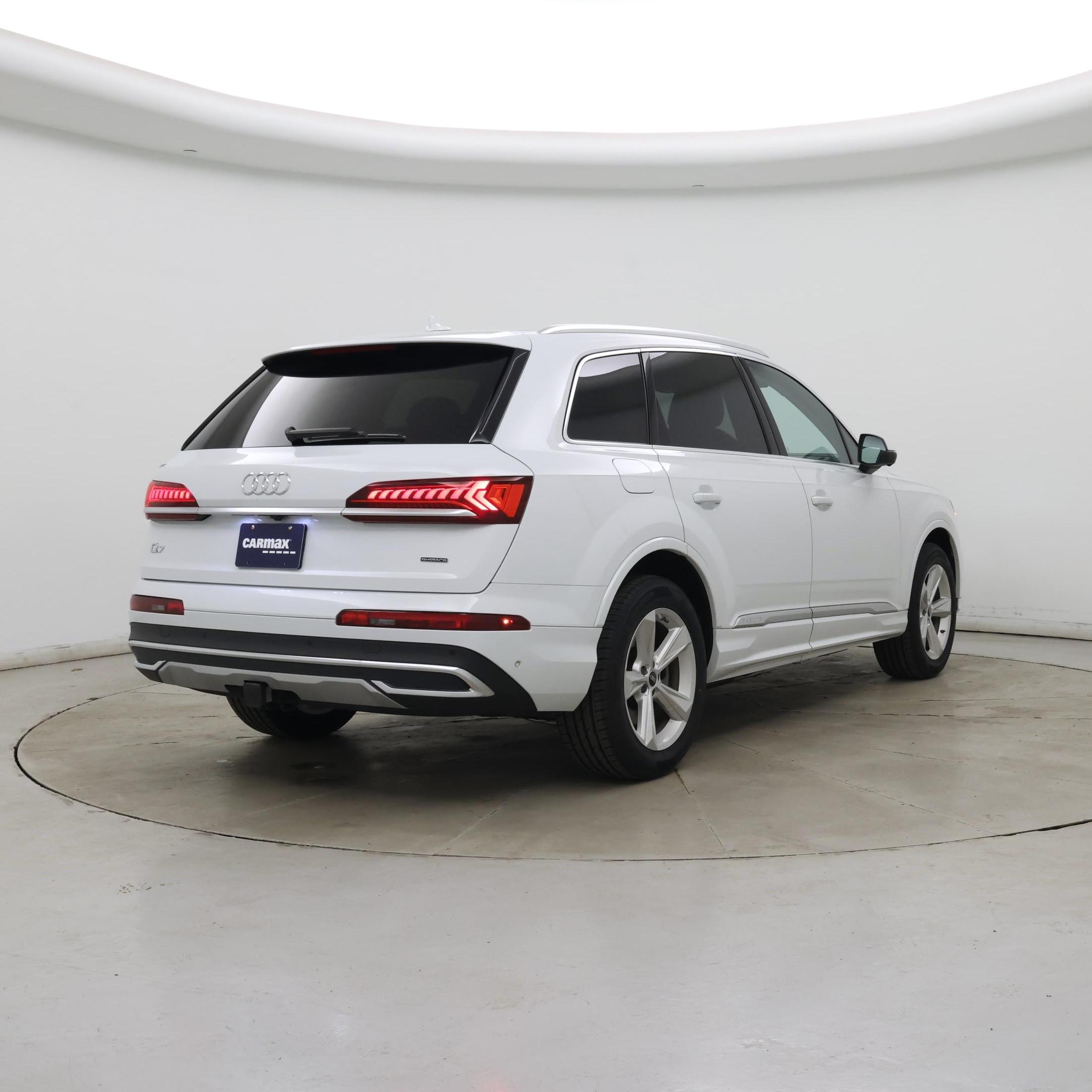 Thumbnail: 2022 Audi Q7 - 8