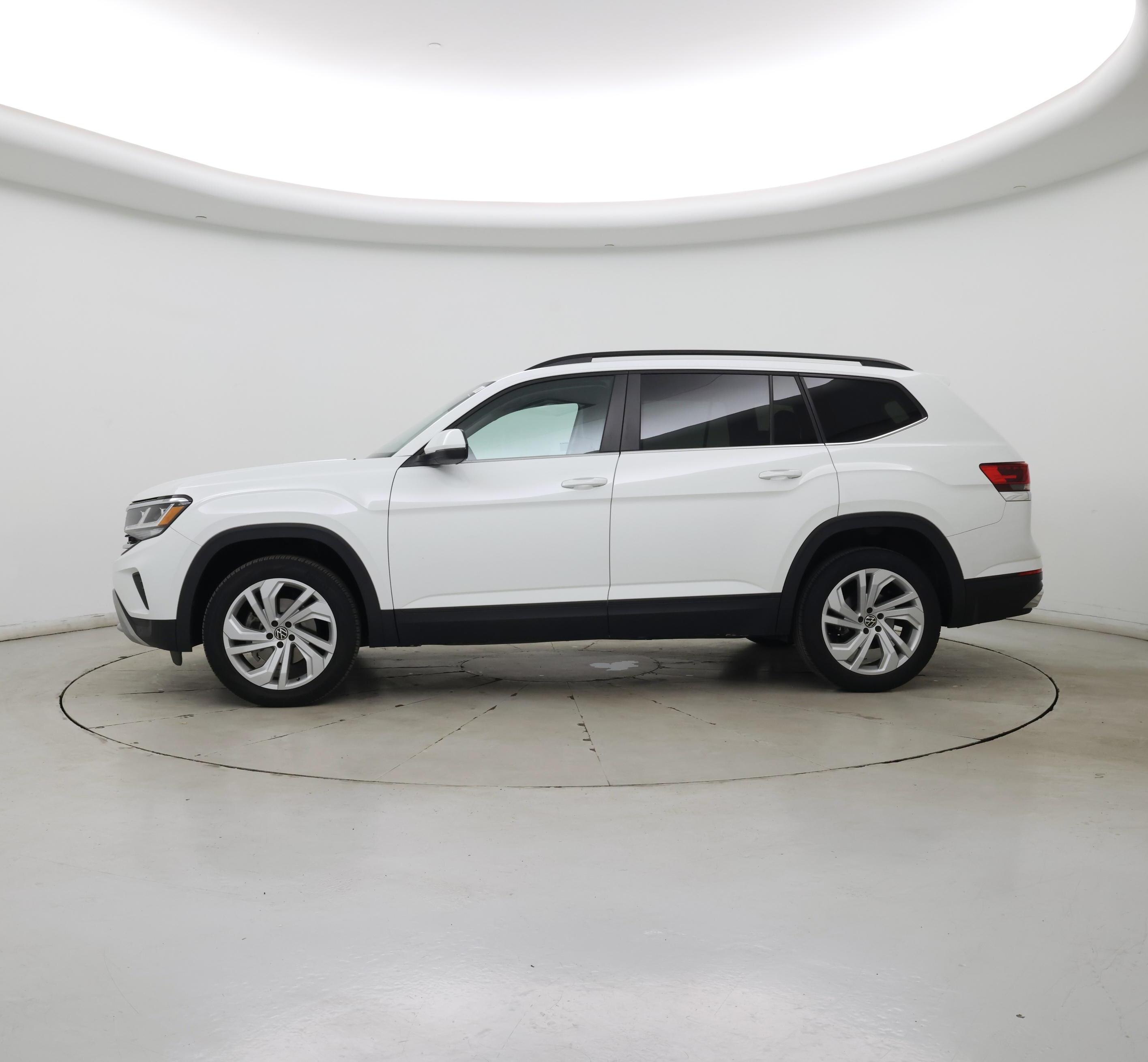 Thumbnail: 2022 Volkswagen Atlas - 3