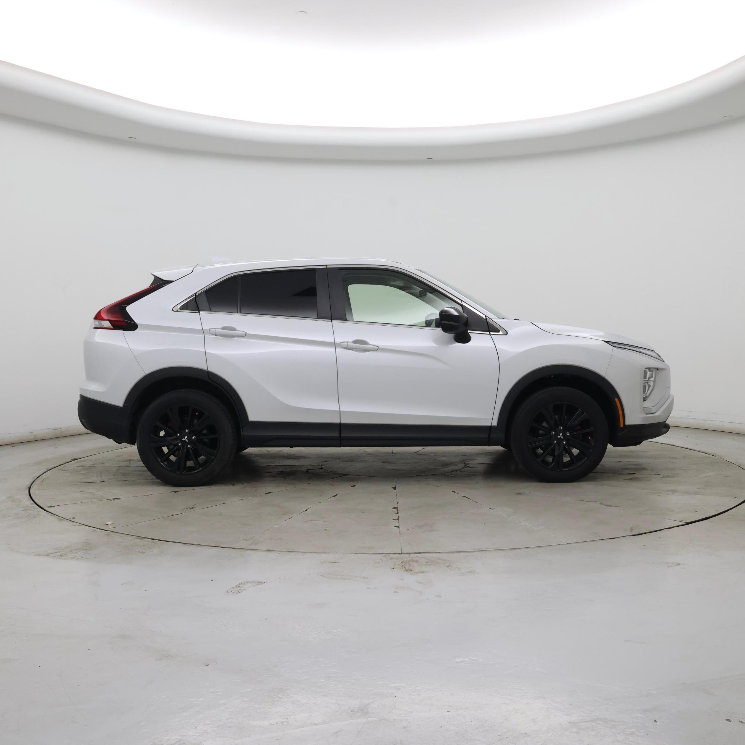 Thumbnail: 2023 Mitsubishi Eclipse Cross - 7