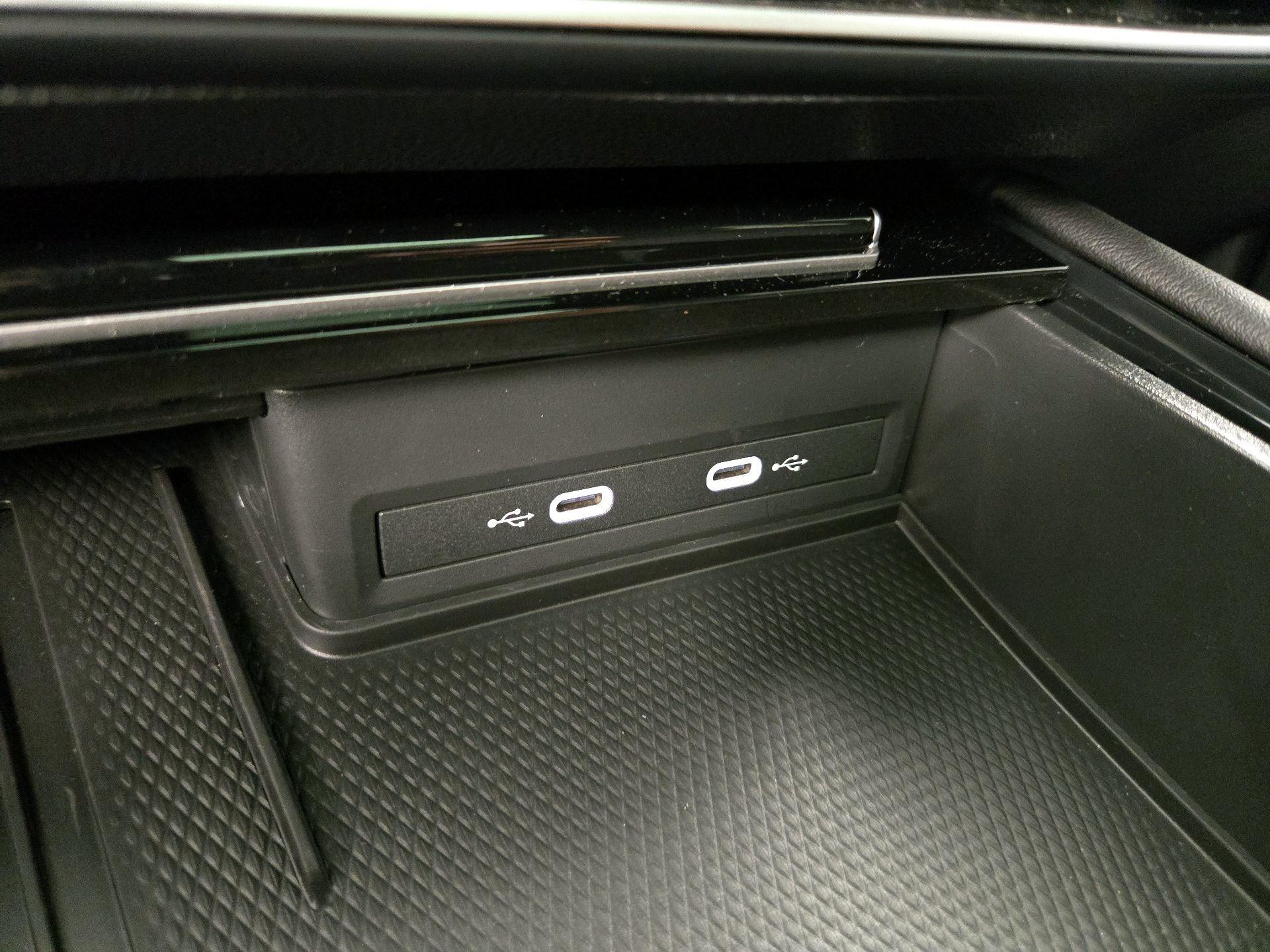 Thumbnail: 2025 Volkswagen Atlas - 18