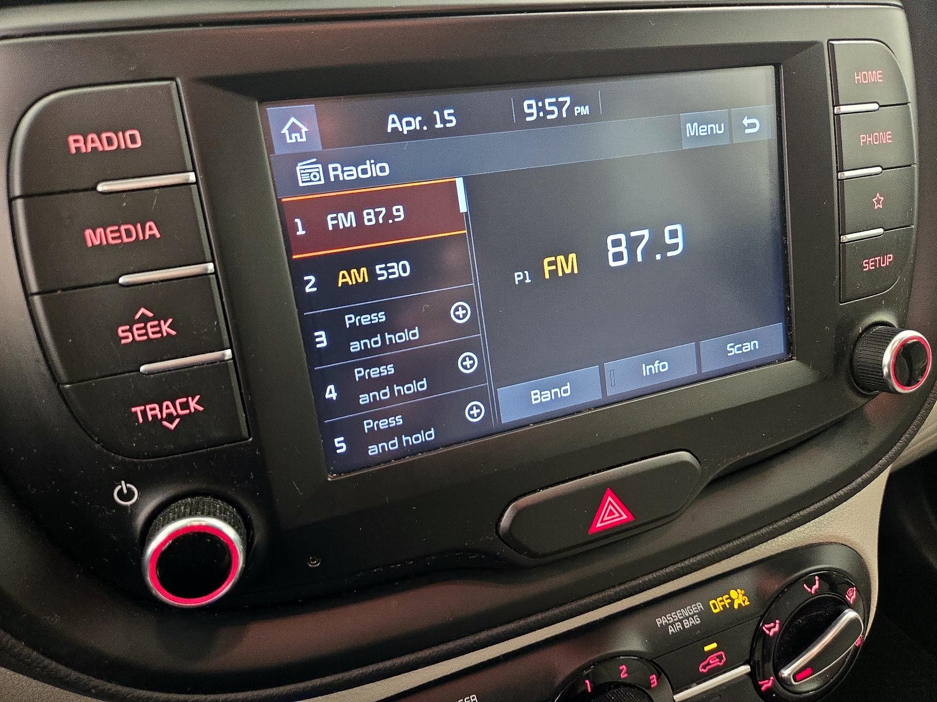 Thumbnail: 2020 Kia Soul - 15