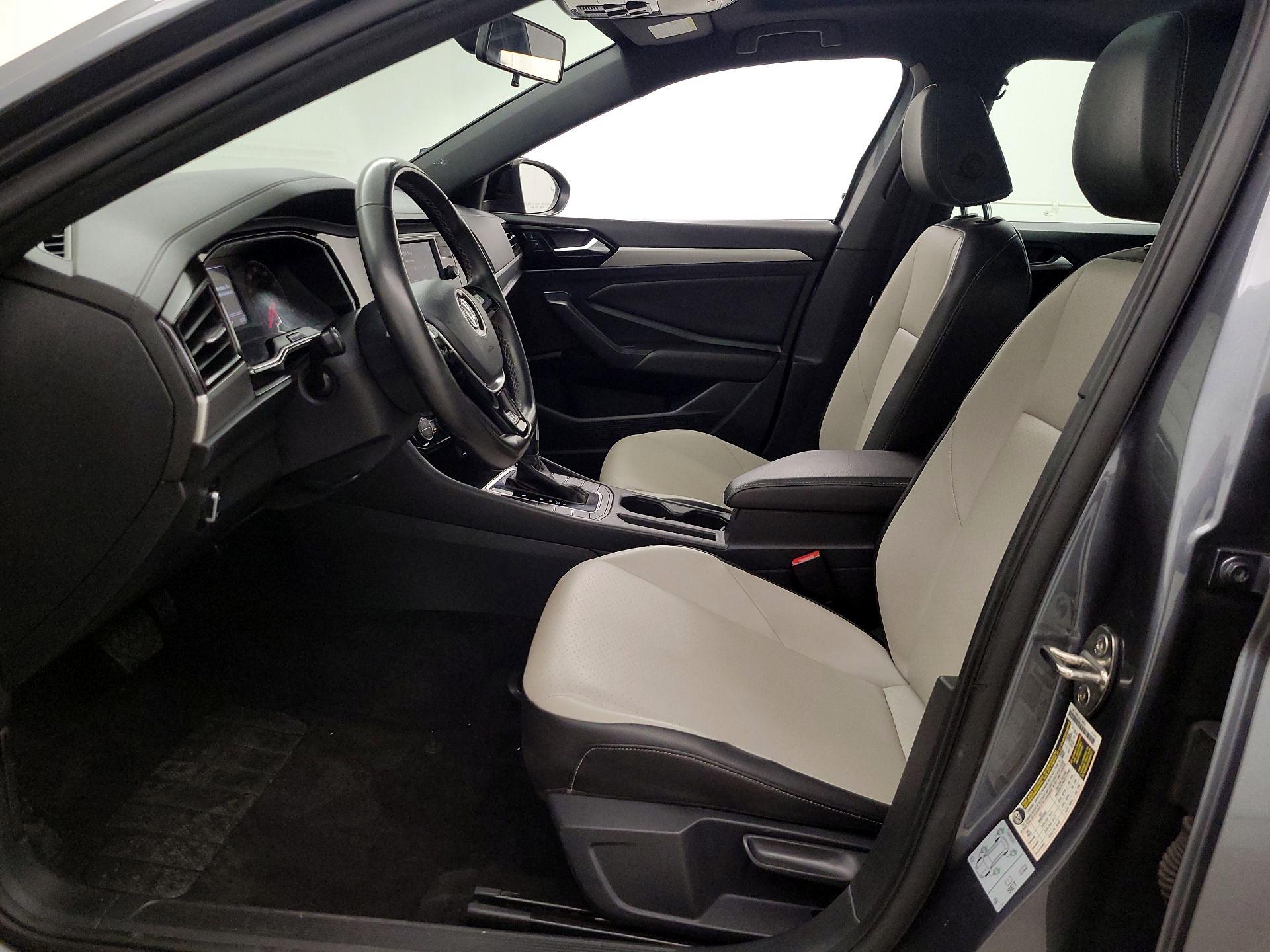 Thumbnail: 2021 Volkswagen Jetta - 11