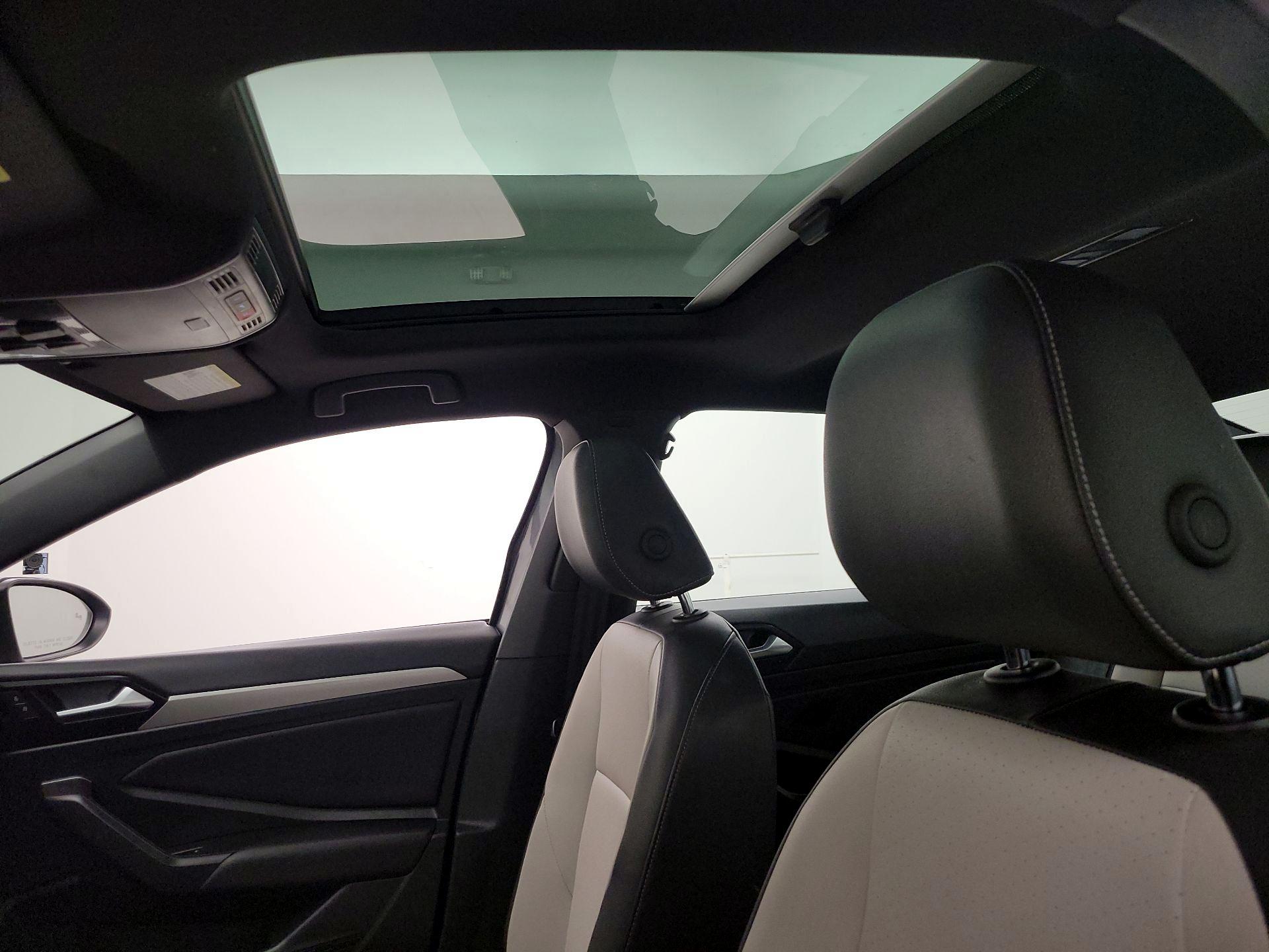 Thumbnail: 2021 Volkswagen Jetta - 19