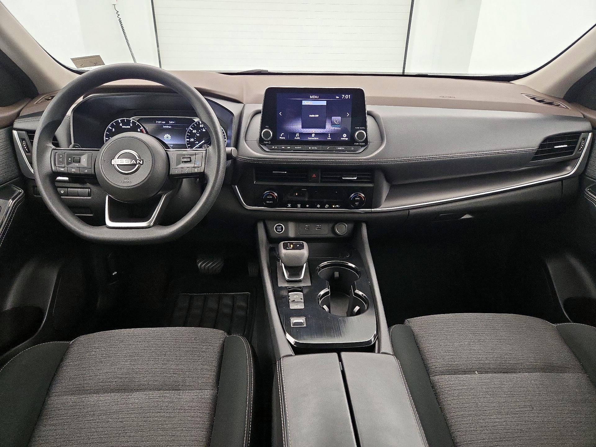 Thumbnail: 2023 Nissan Rogue - 9