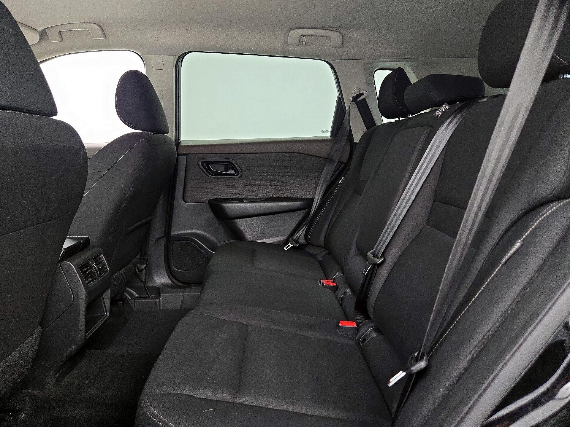 Thumbnail: 2023 Nissan Rogue - 19