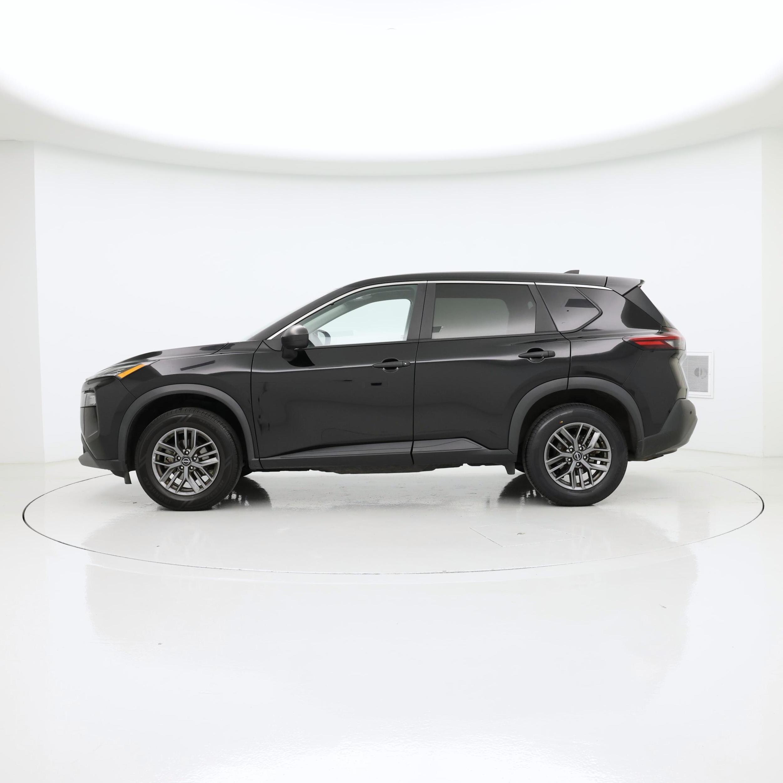 Thumbnail: 2023 Nissan Rogue - 3