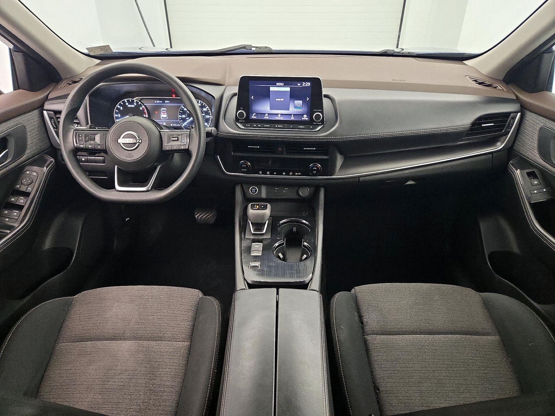 Thumbnail: 2023 Nissan Rogue - 9