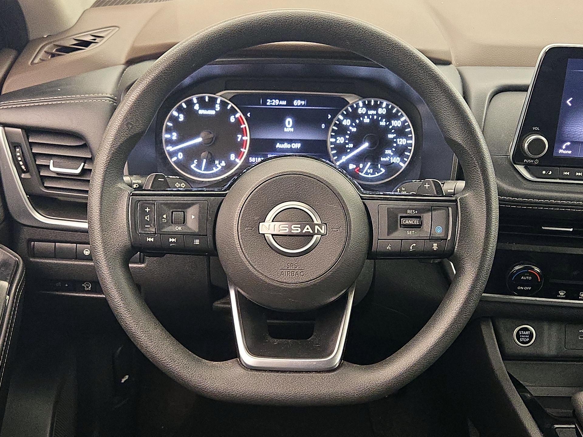 Thumbnail: 2023 Nissan Rogue - 10