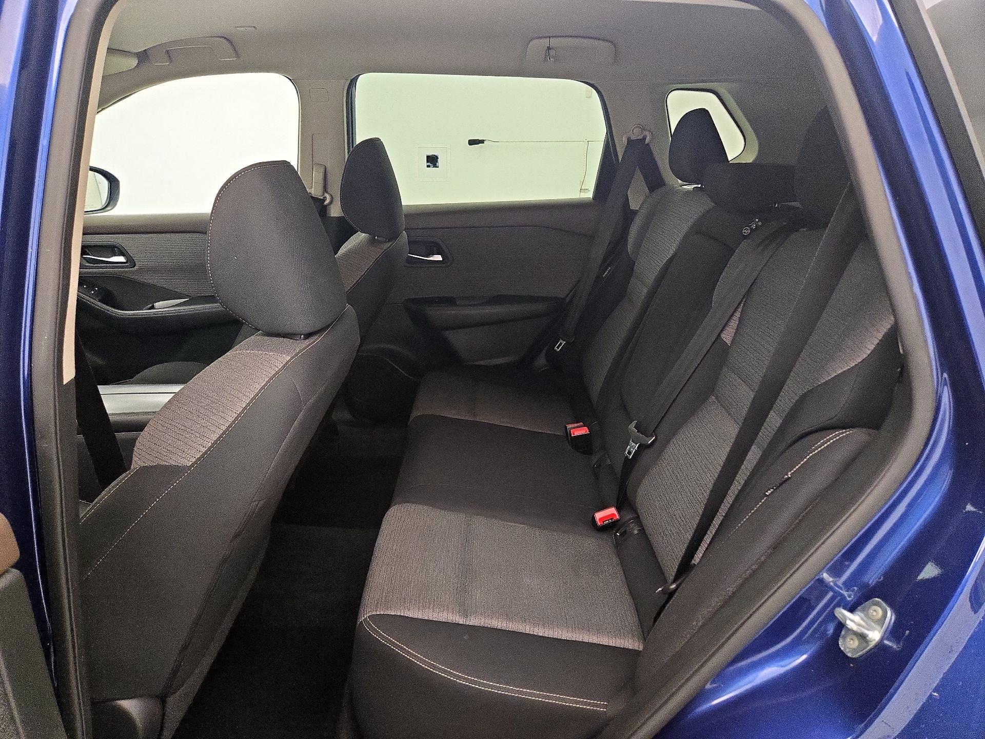 Thumbnail: 2023 Nissan Rogue - 19