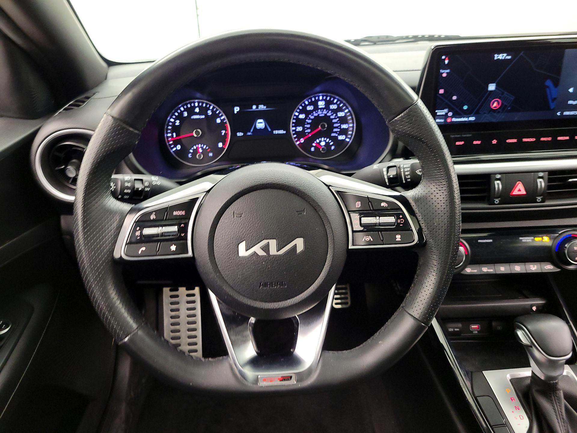 Thumbnail: 2022 Kia Forte - 10