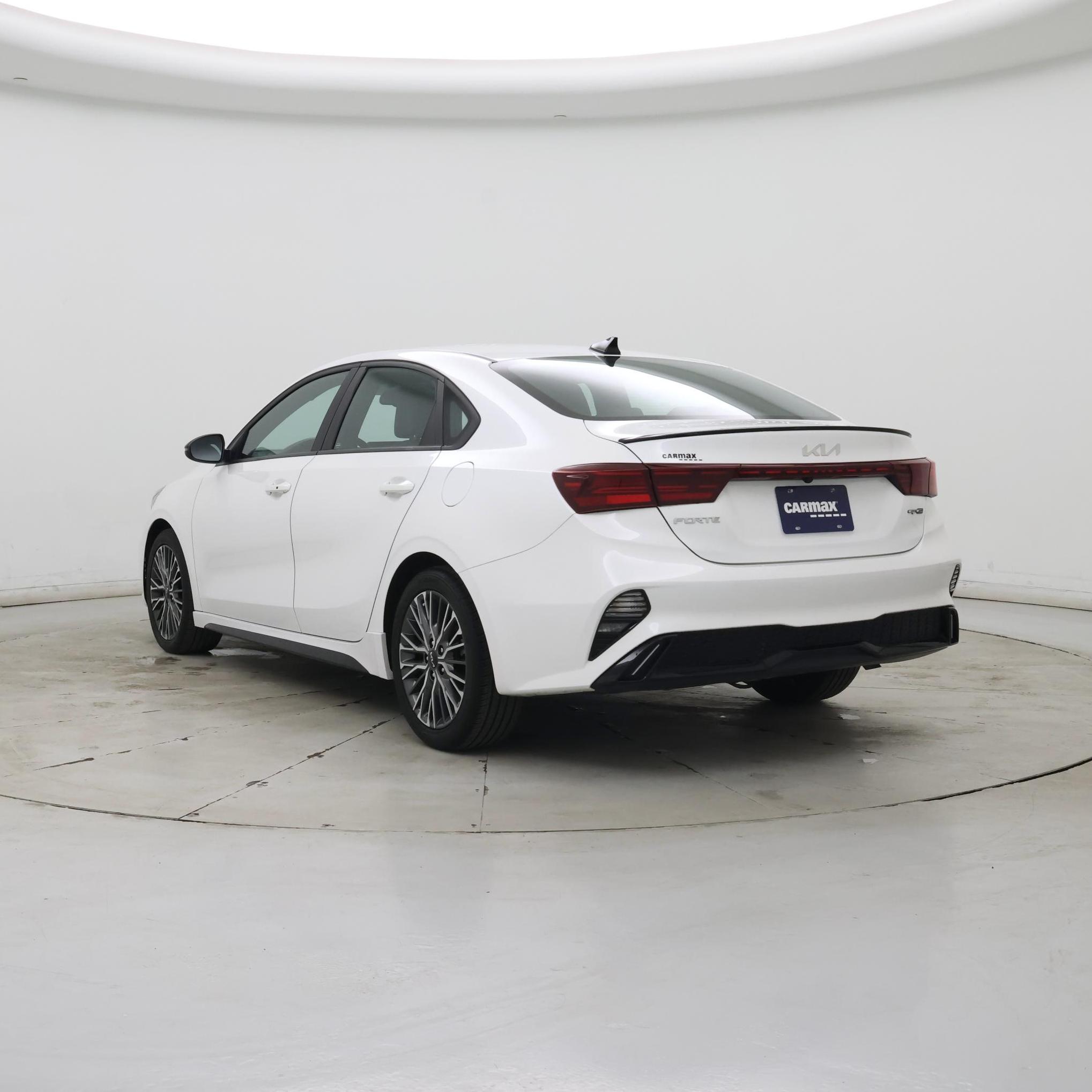 Thumbnail: 2022 Kia Forte - 2