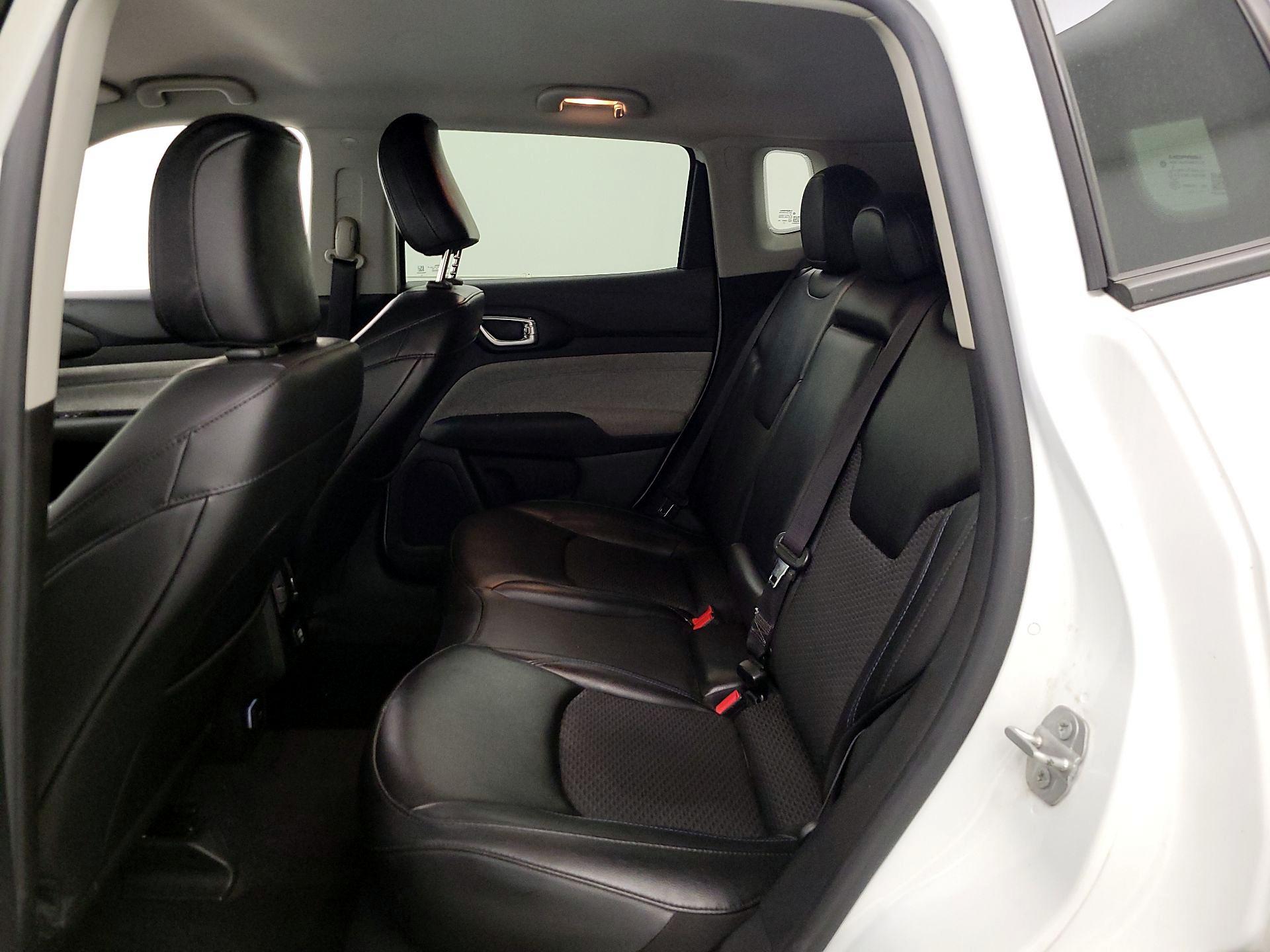 Thumbnail: 2022 Jeep Compass - 19