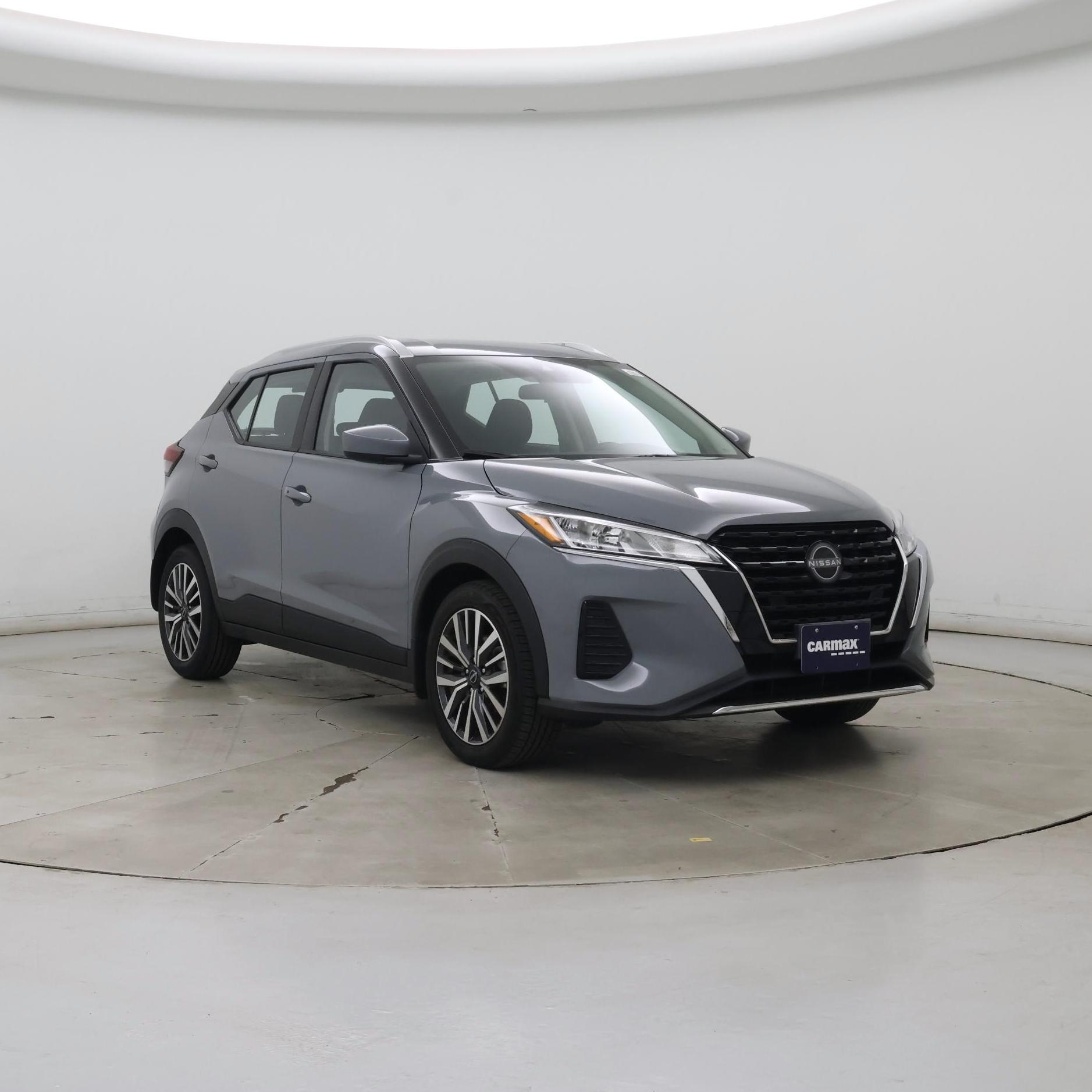 Gray 2023 Nissan Kicks SUV / Crossover Front-Wheel Drive Automatic