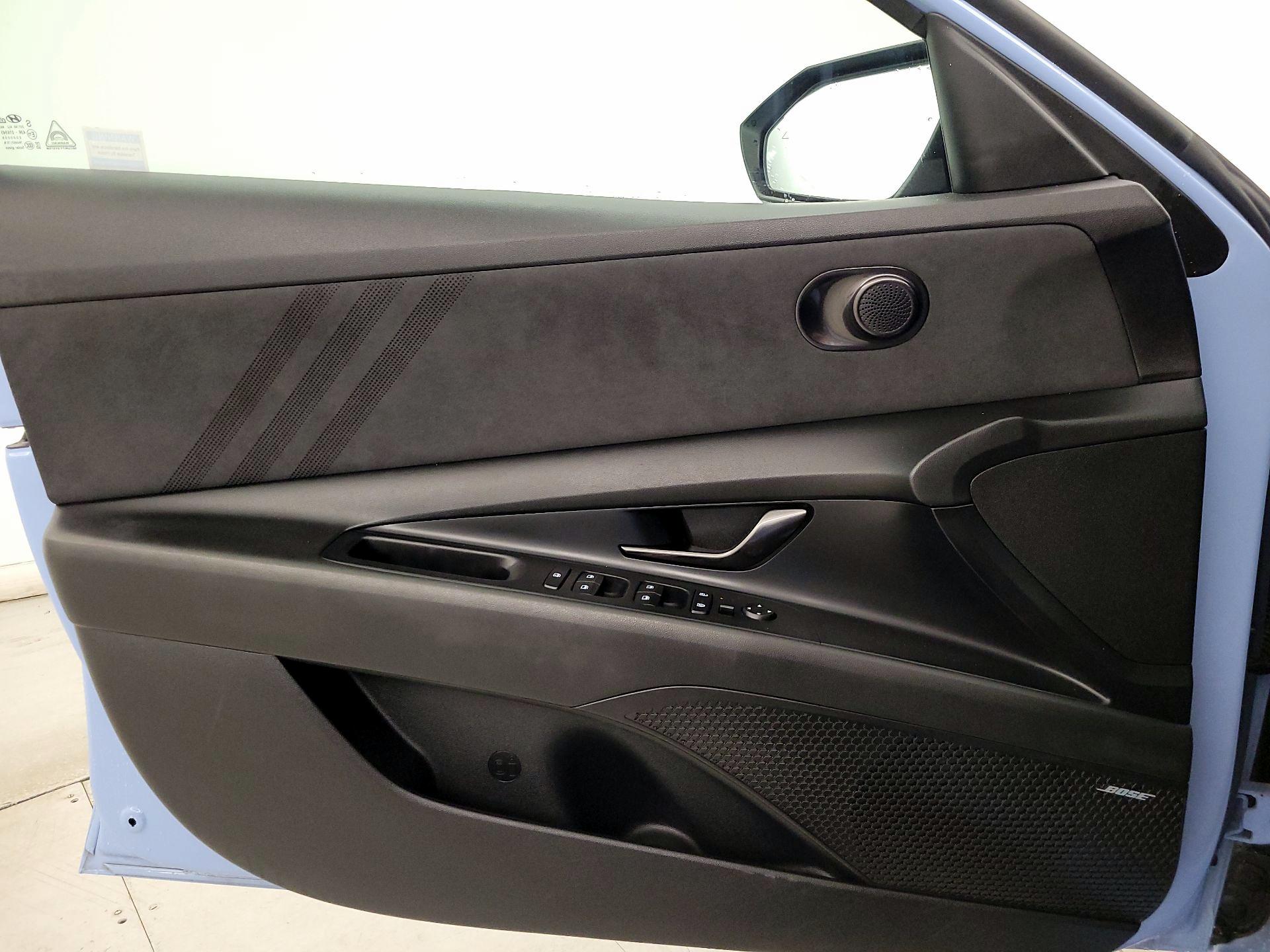 Thumbnail: 2022 Hyundai Elantra - 12