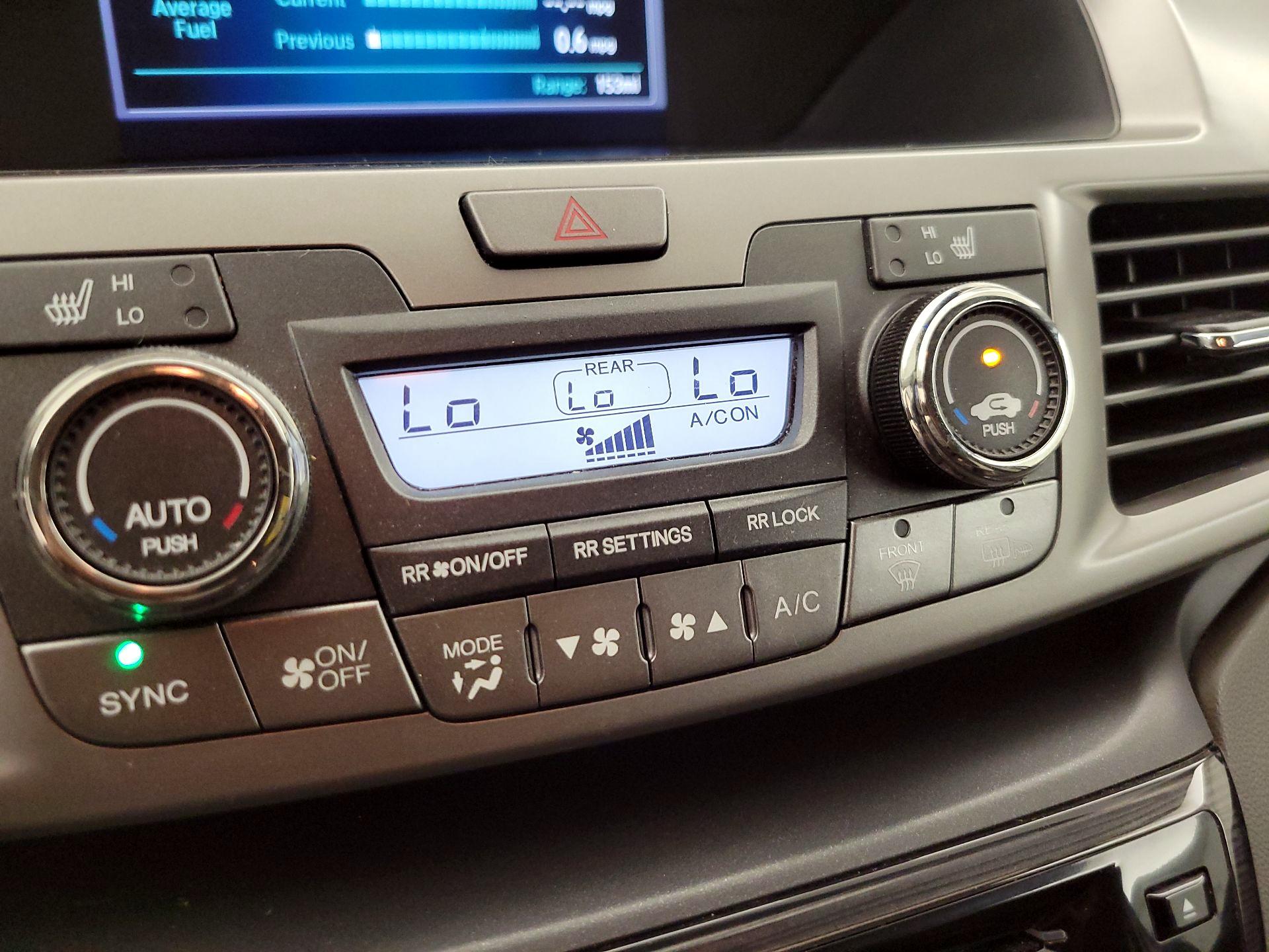 Thumbnail: 2016 Honda Odyssey - 16