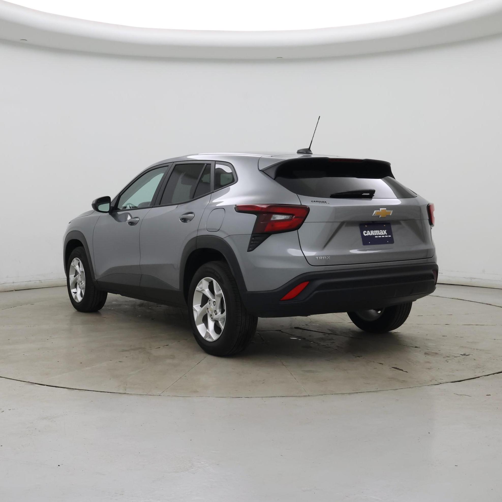 Thumbnail: 2024 Chevrolet Trax - 2