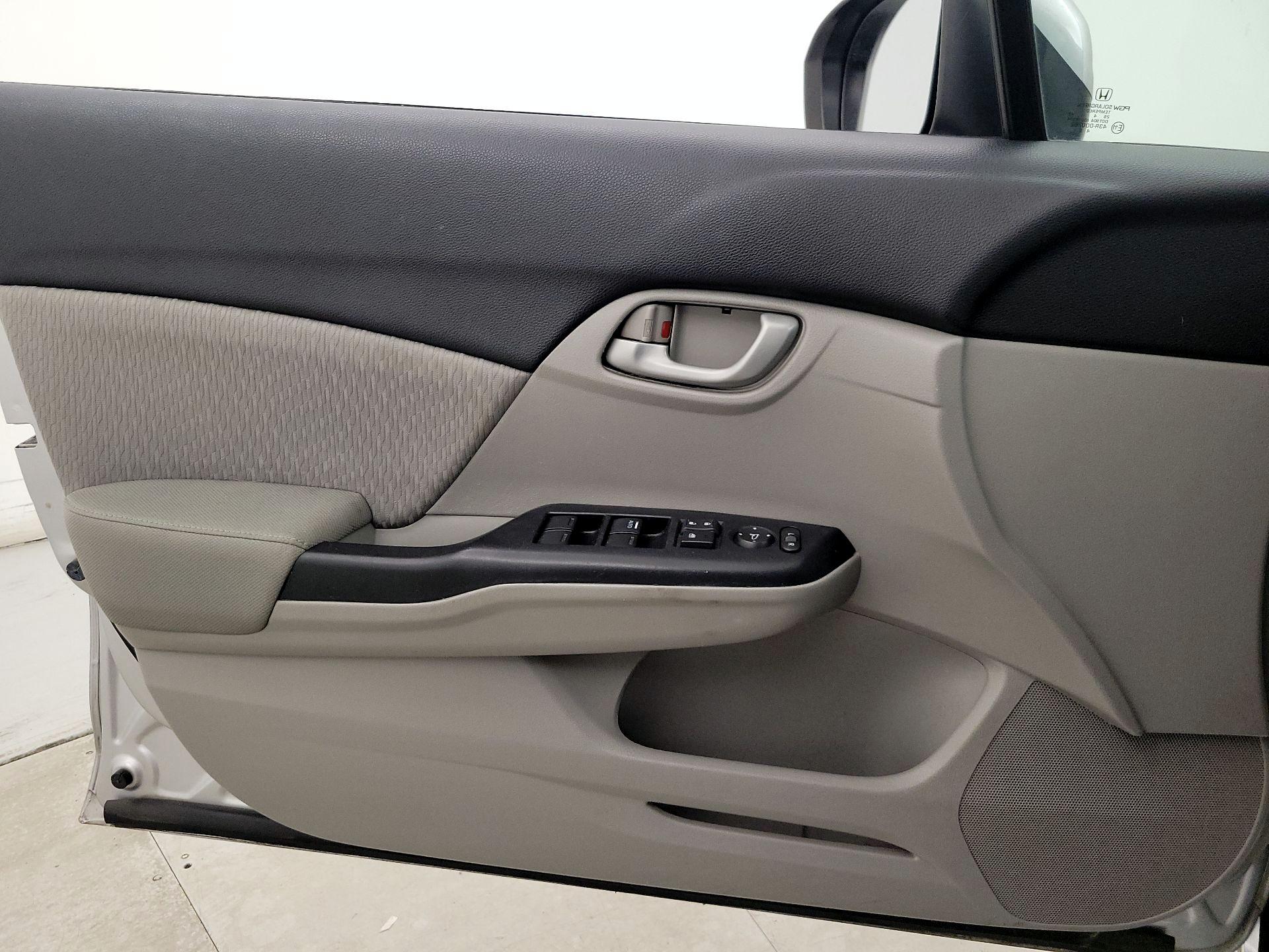 Thumbnail: 2015 Honda Civic - 12