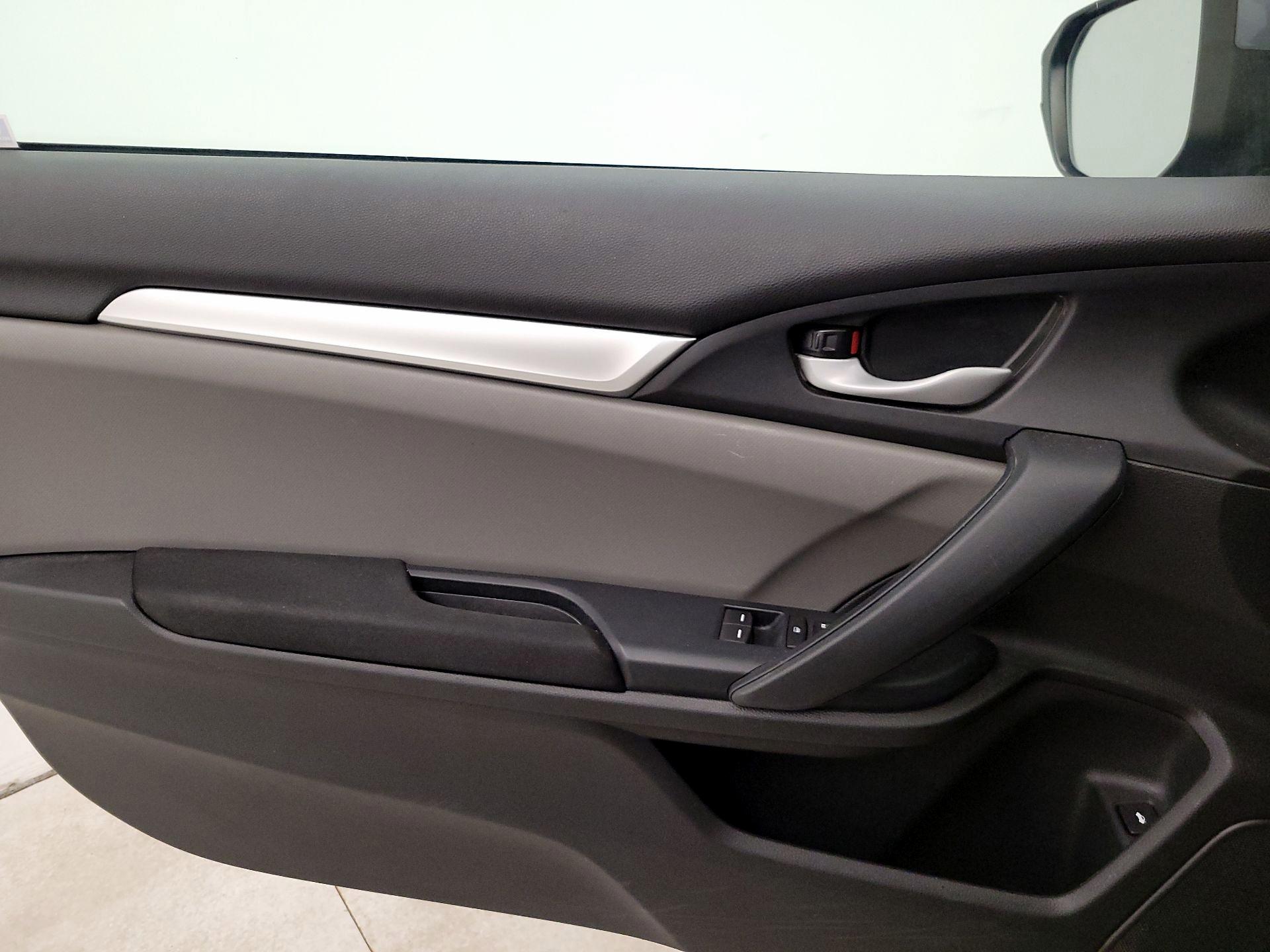 Thumbnail: 2018 Honda Civic - 12