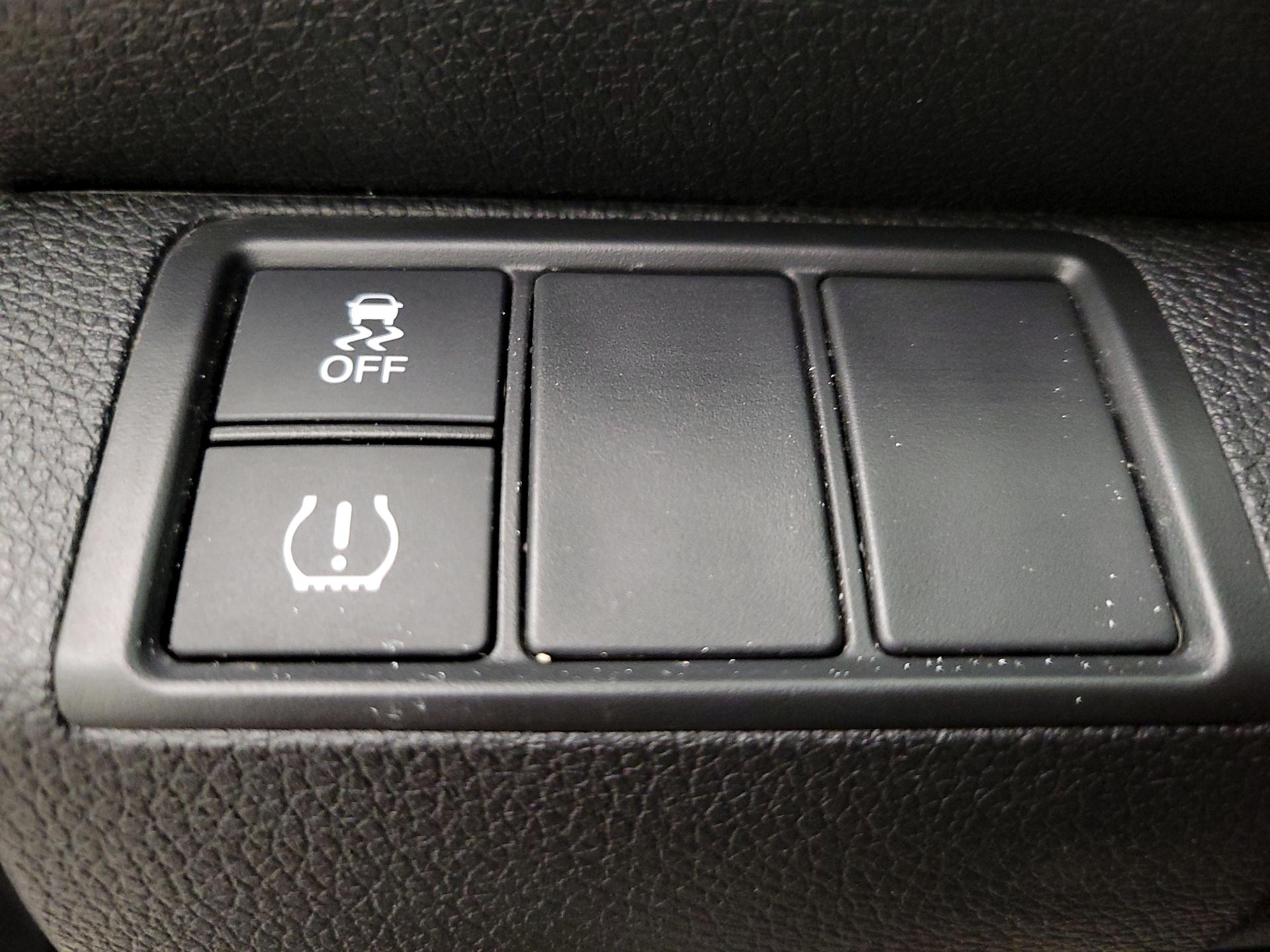 Thumbnail: 2018 Honda Civic - 13