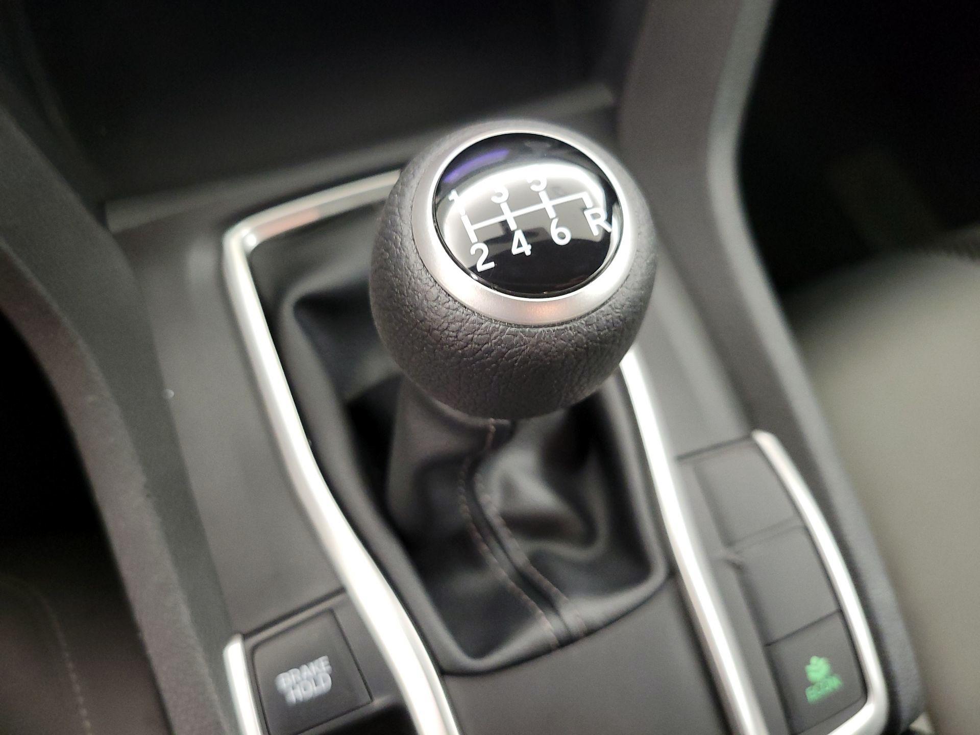 Thumbnail: 2018 Honda Civic - 17