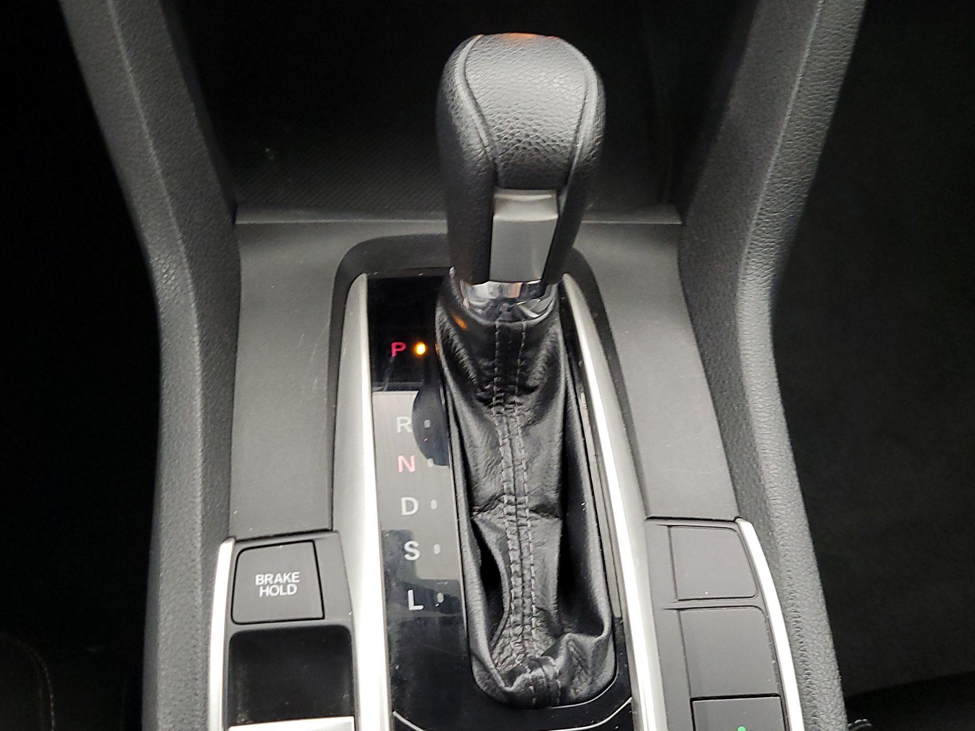 Thumbnail: 2018 Honda Civic - 17