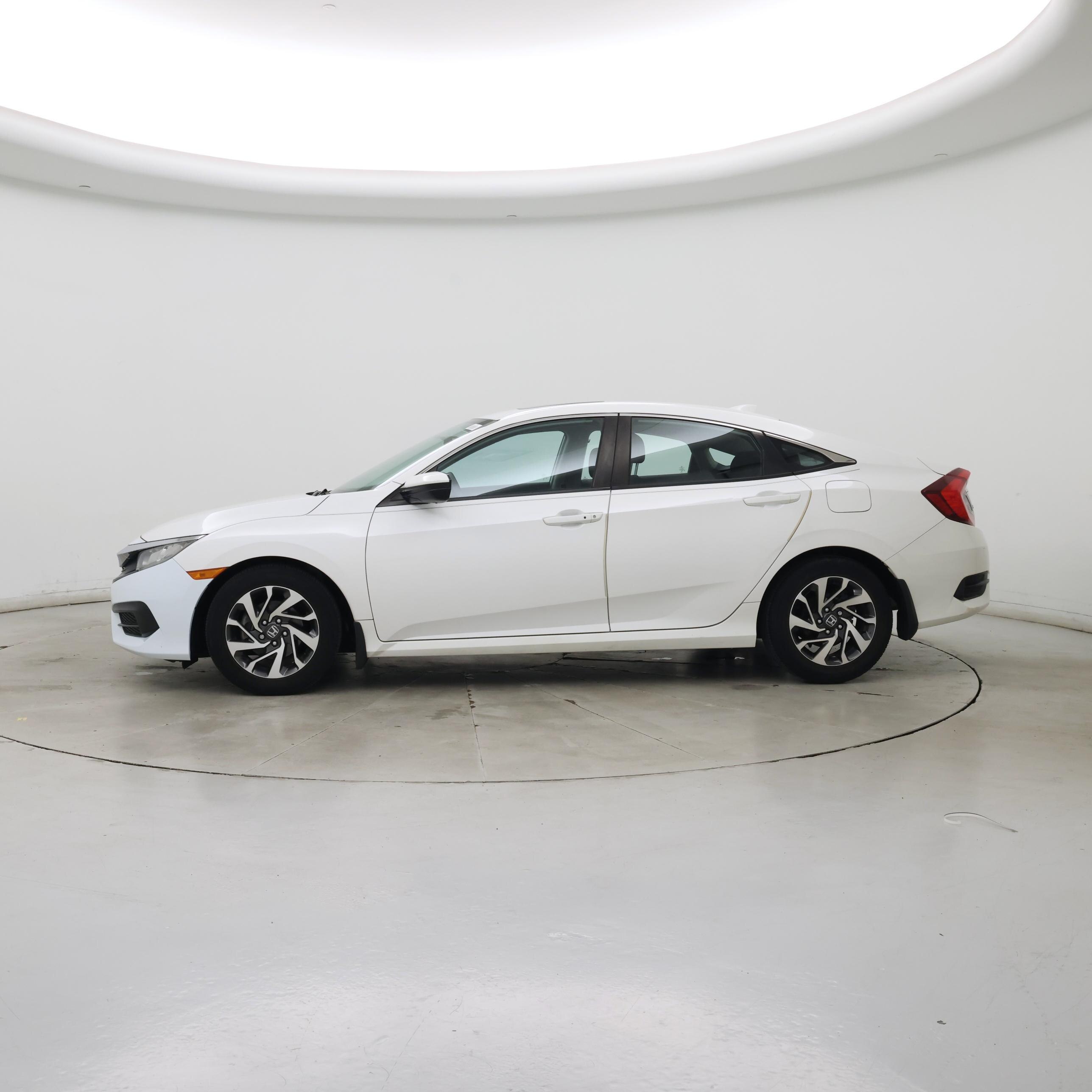 Thumbnail: 2018 Honda Civic - 3