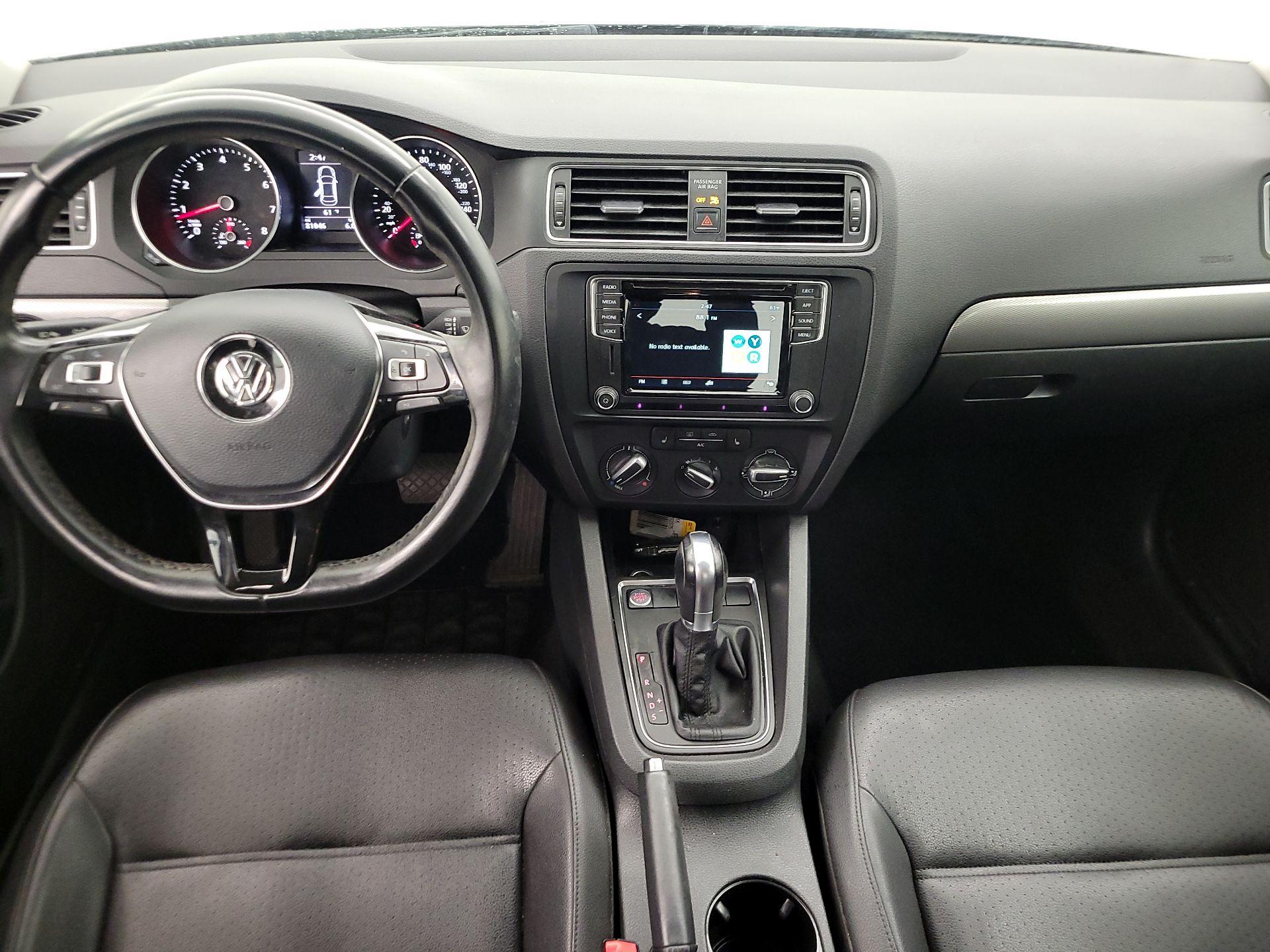 Thumbnail: 2018 Volkswagen Jetta - 9