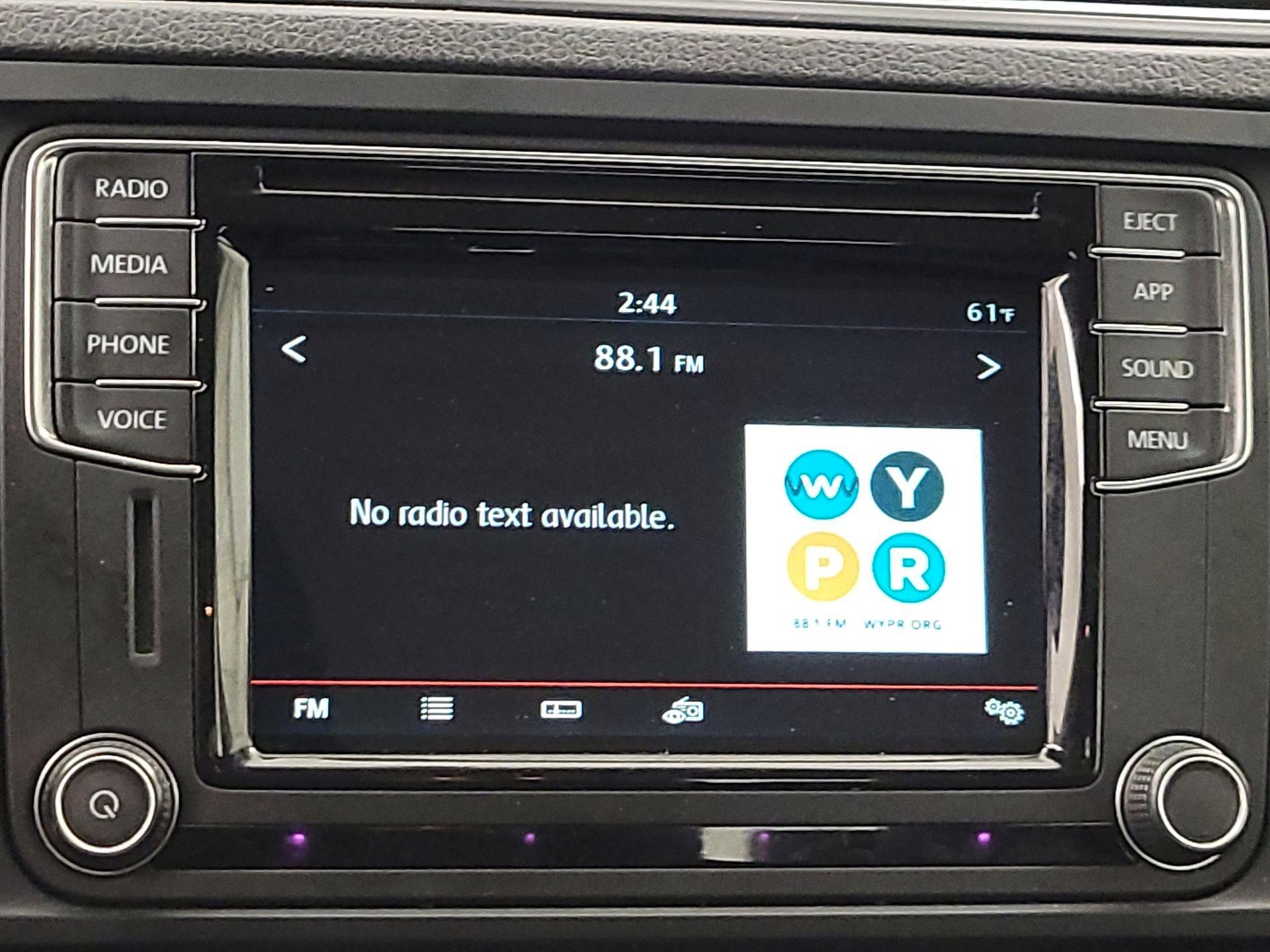 Thumbnail: 2018 Volkswagen Jetta - 15