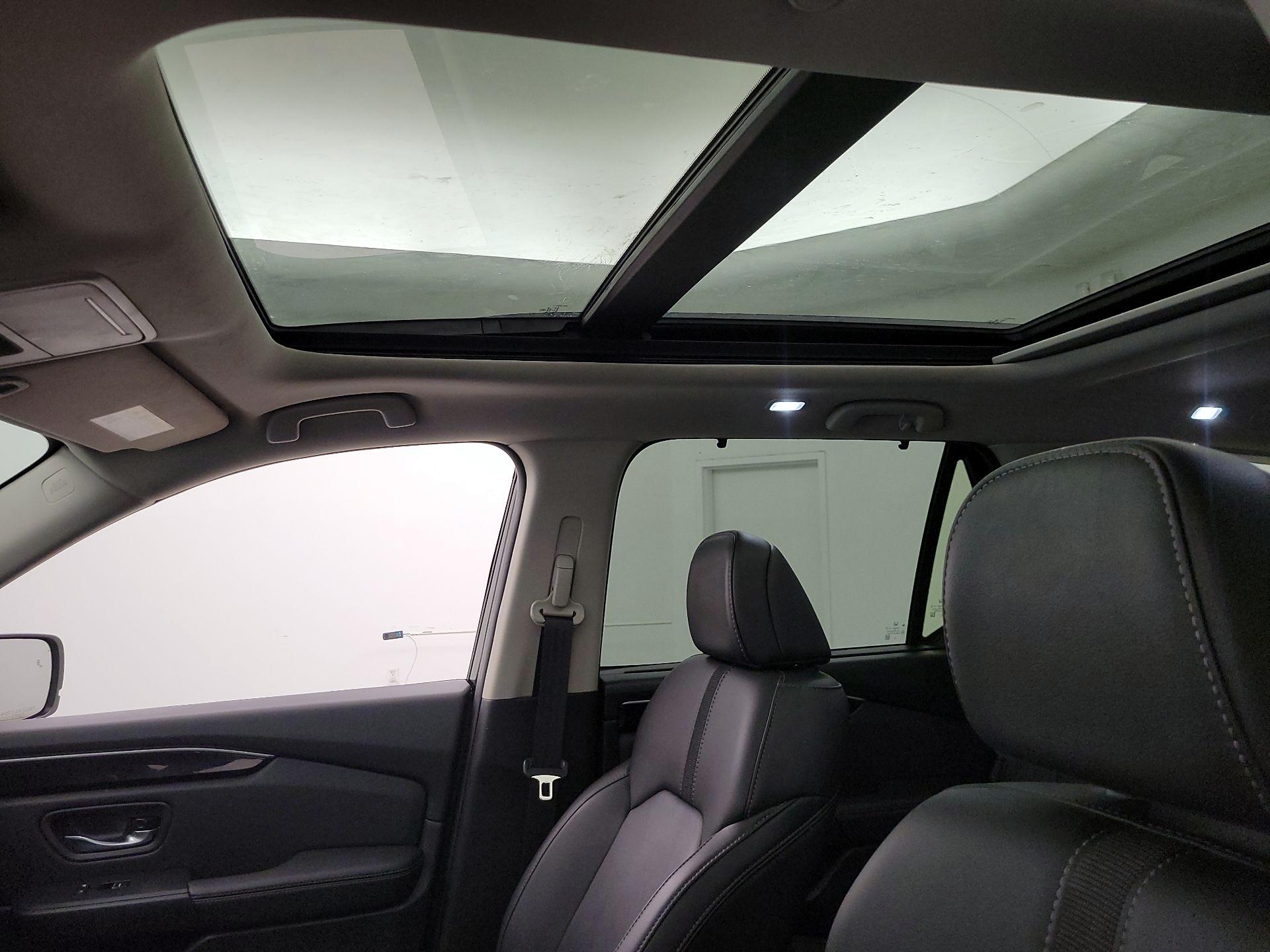 Thumbnail: 2023 Honda Pilot - 19