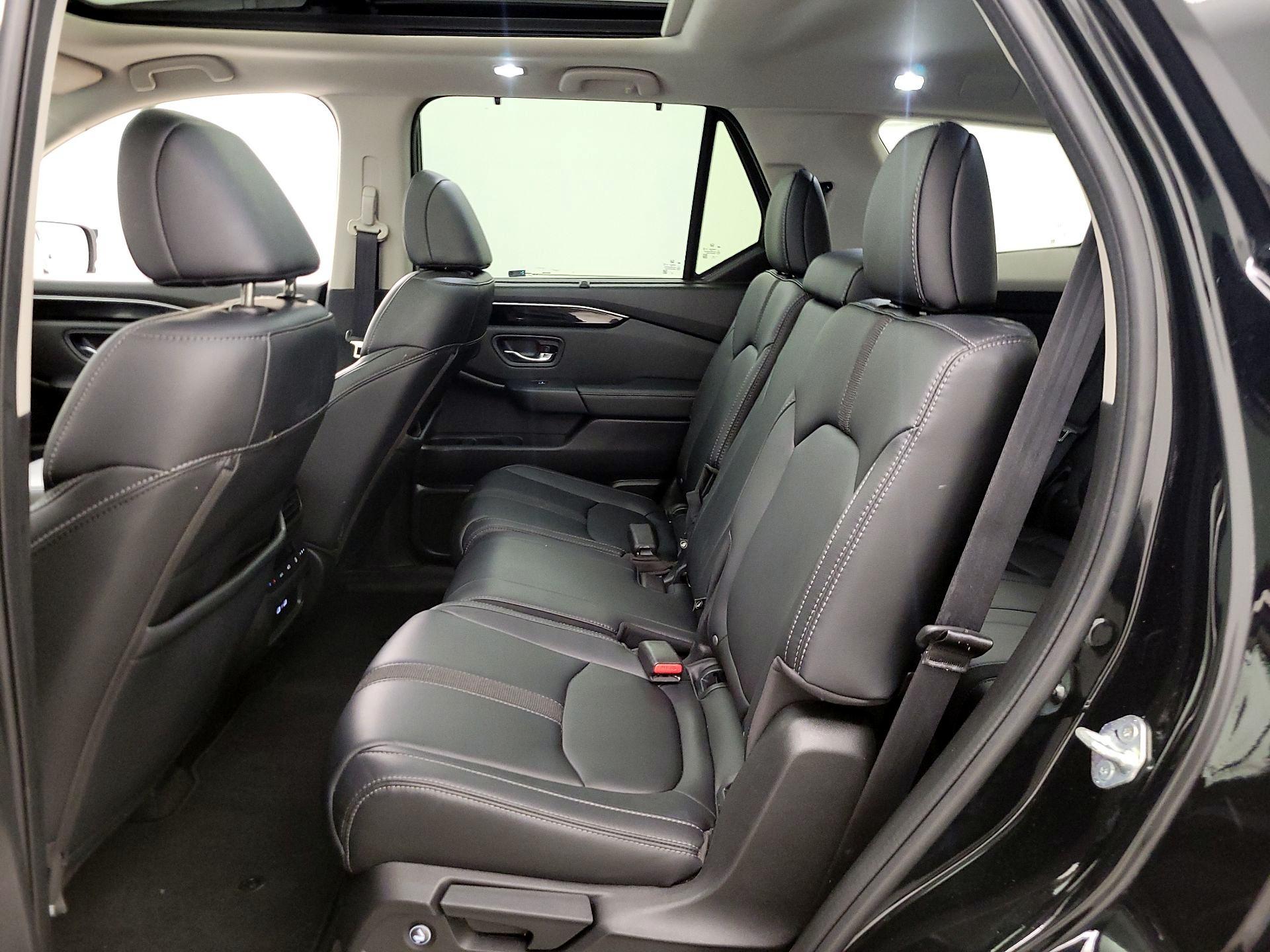 Thumbnail: 2023 Honda Pilot - 20