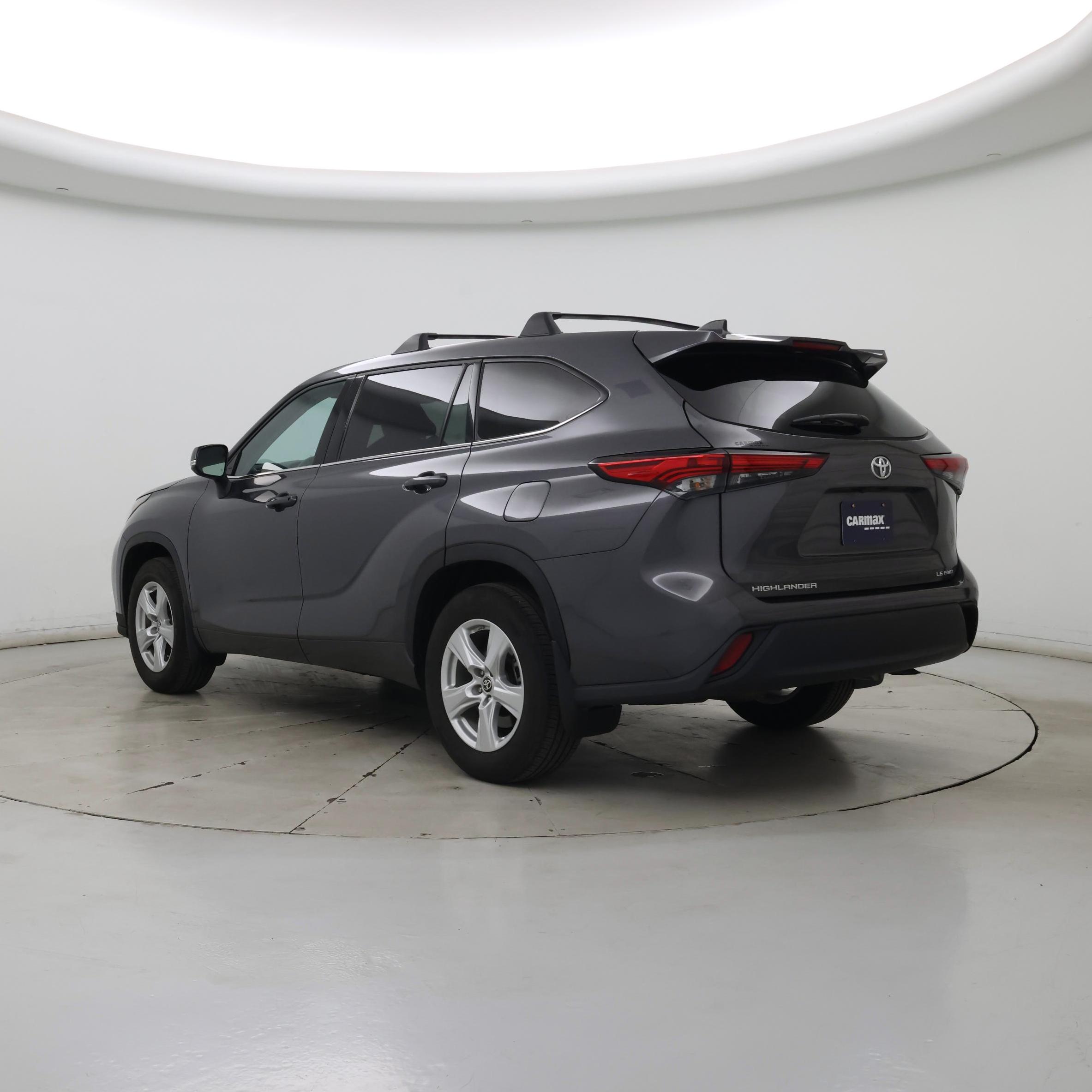 Thumbnail: 2022 Toyota Highlander - 2