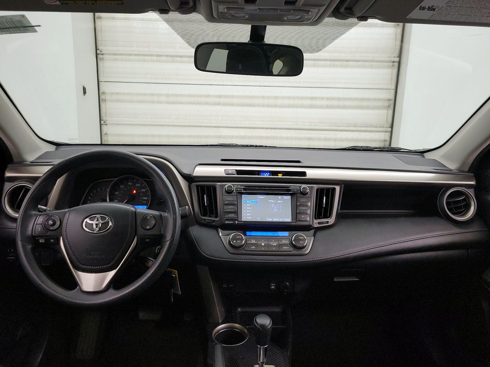 Thumbnail: 2014 Toyota RAV4 - 9