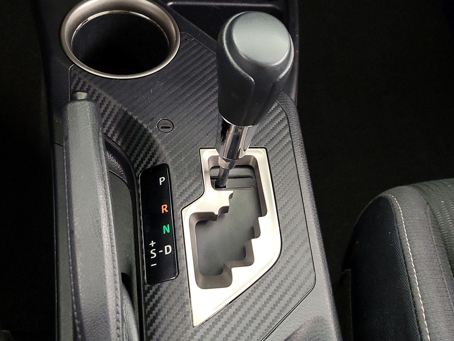 Thumbnail: 2014 Toyota RAV4 - 17