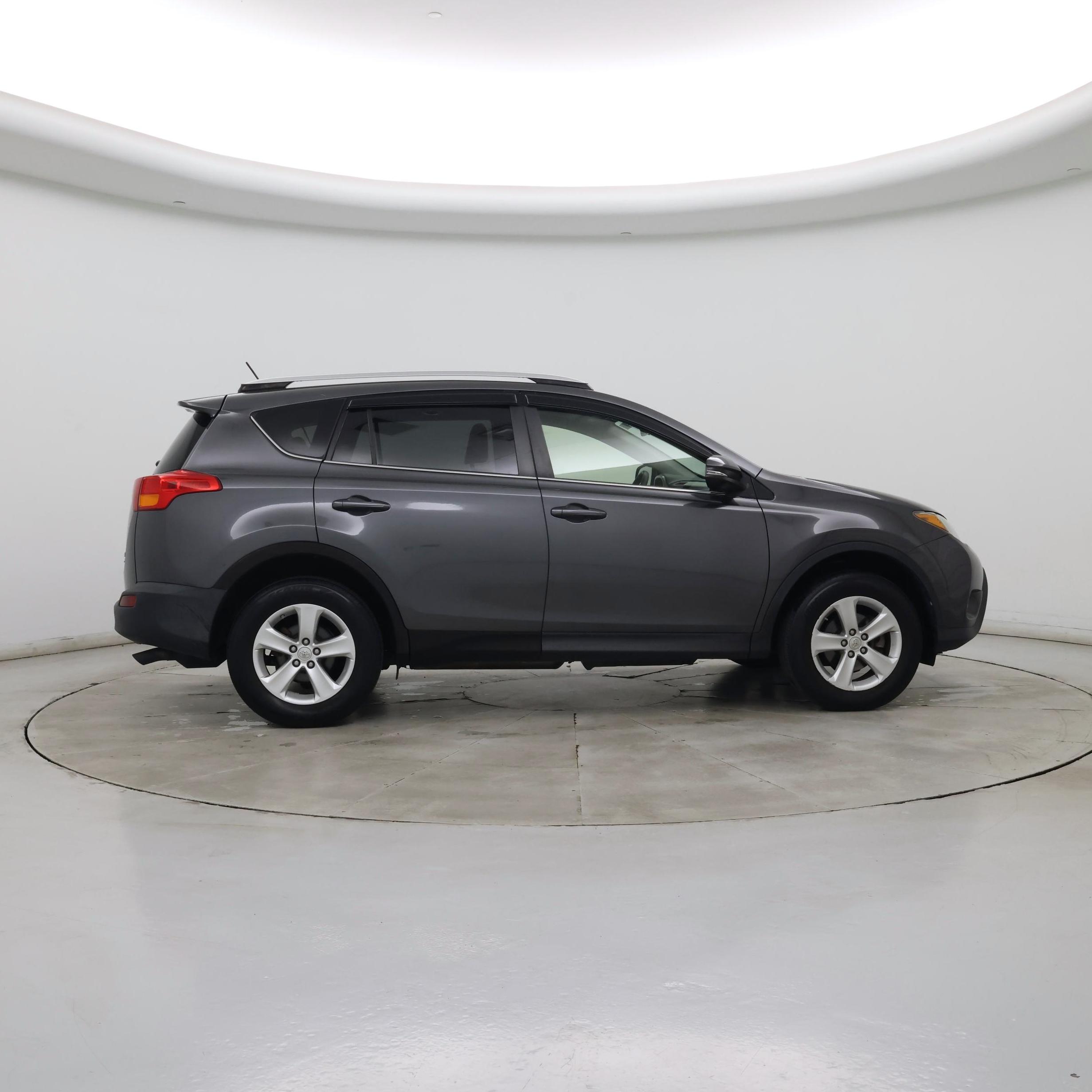 Thumbnail: 2014 Toyota RAV4 - 7