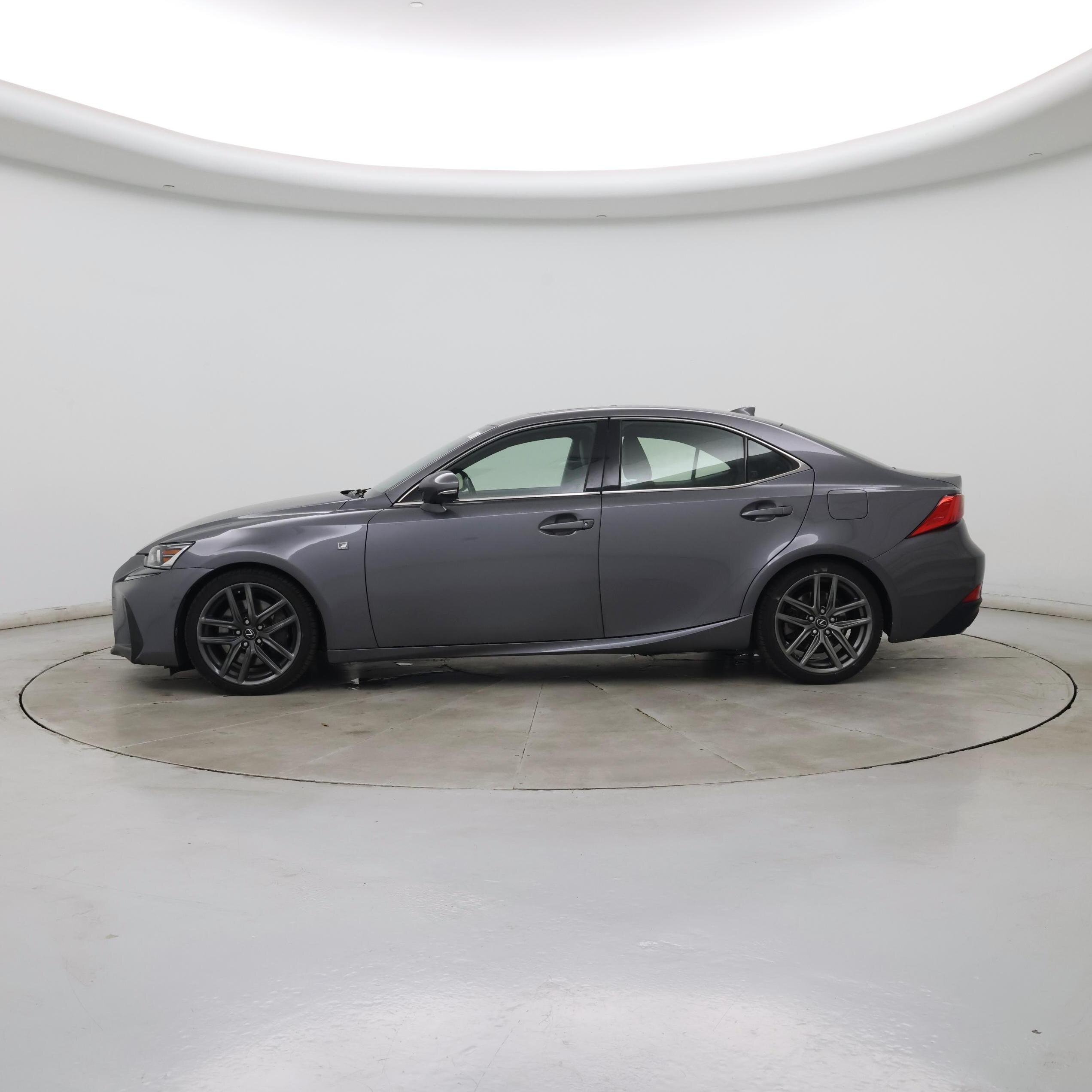 Thumbnail: 2017 Lexus IS - 3