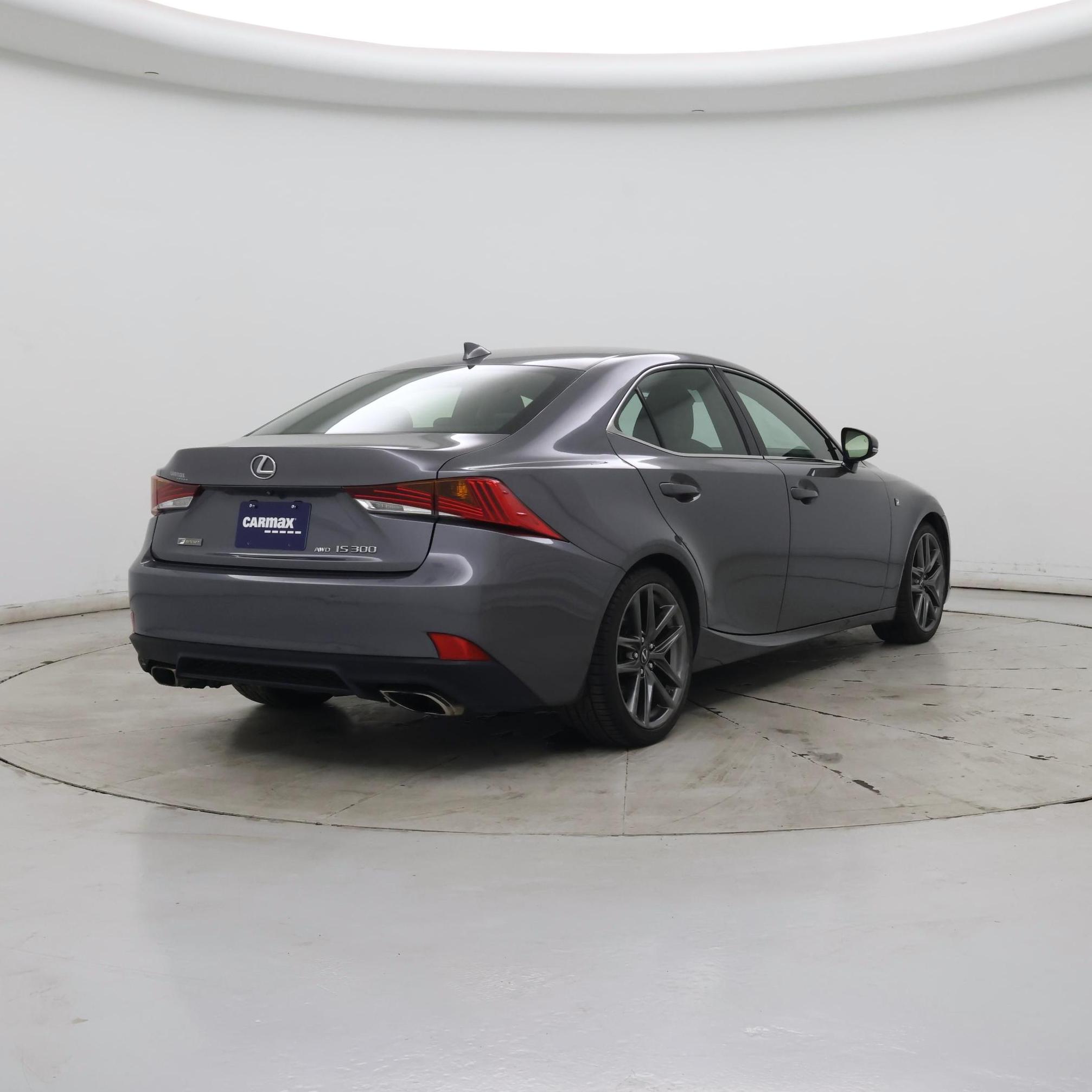 Thumbnail: 2017 Lexus IS - 8