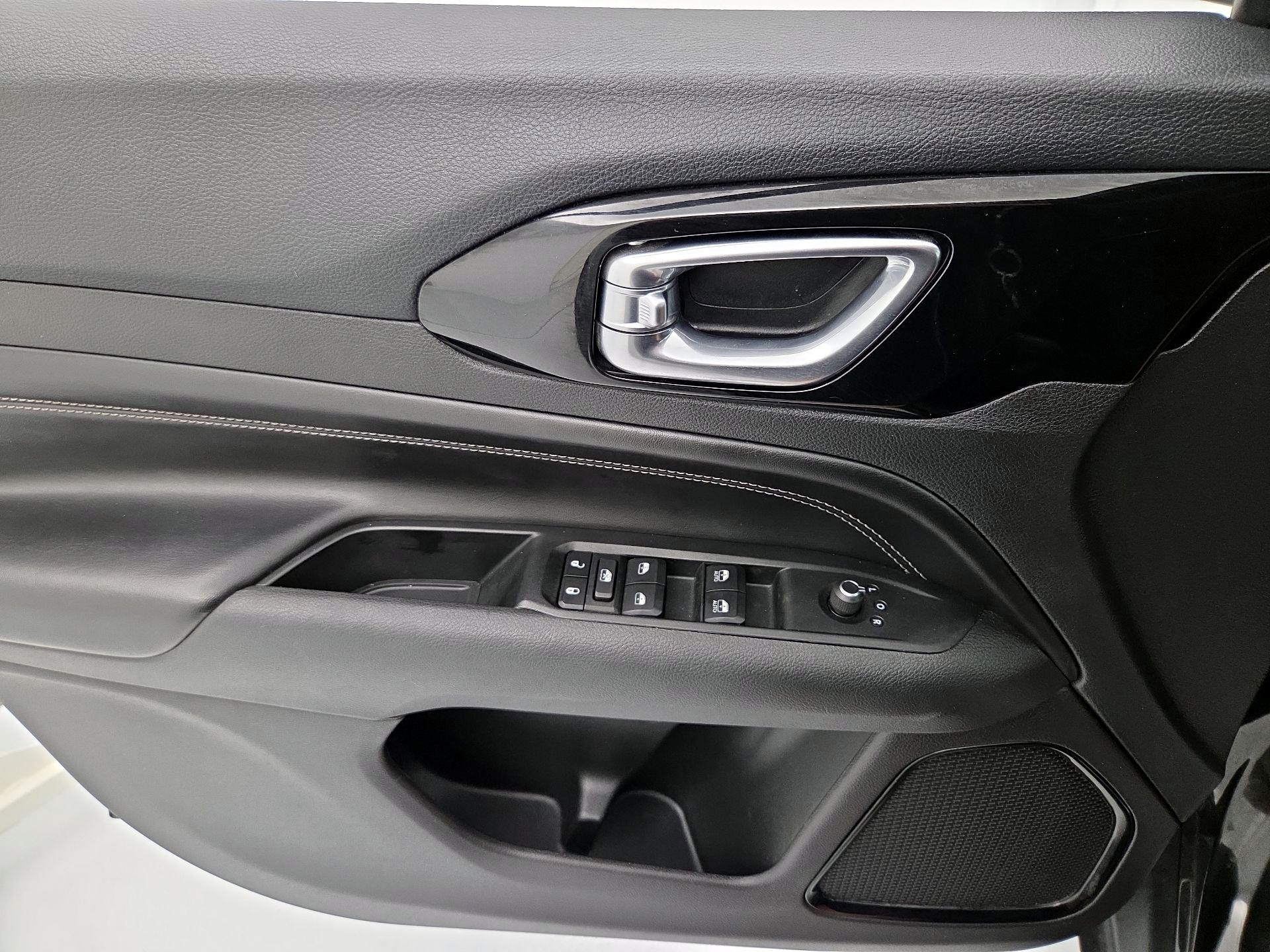 Thumbnail: 2022 Jeep Compass - 12