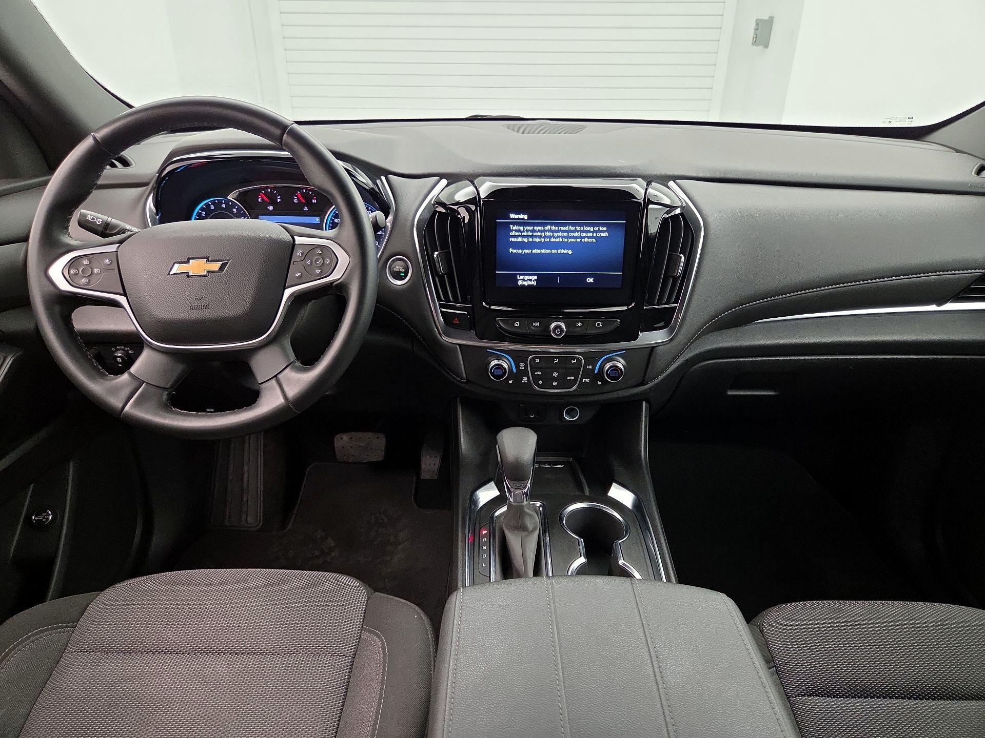 Thumbnail: 2023 Chevrolet Traverse - 9
