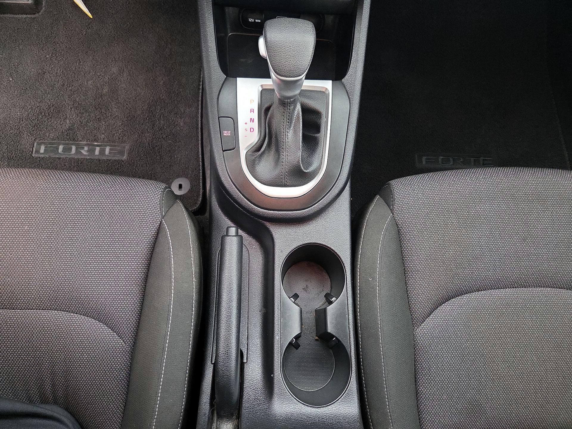 Thumbnail: 2024 Kia Forte - 17