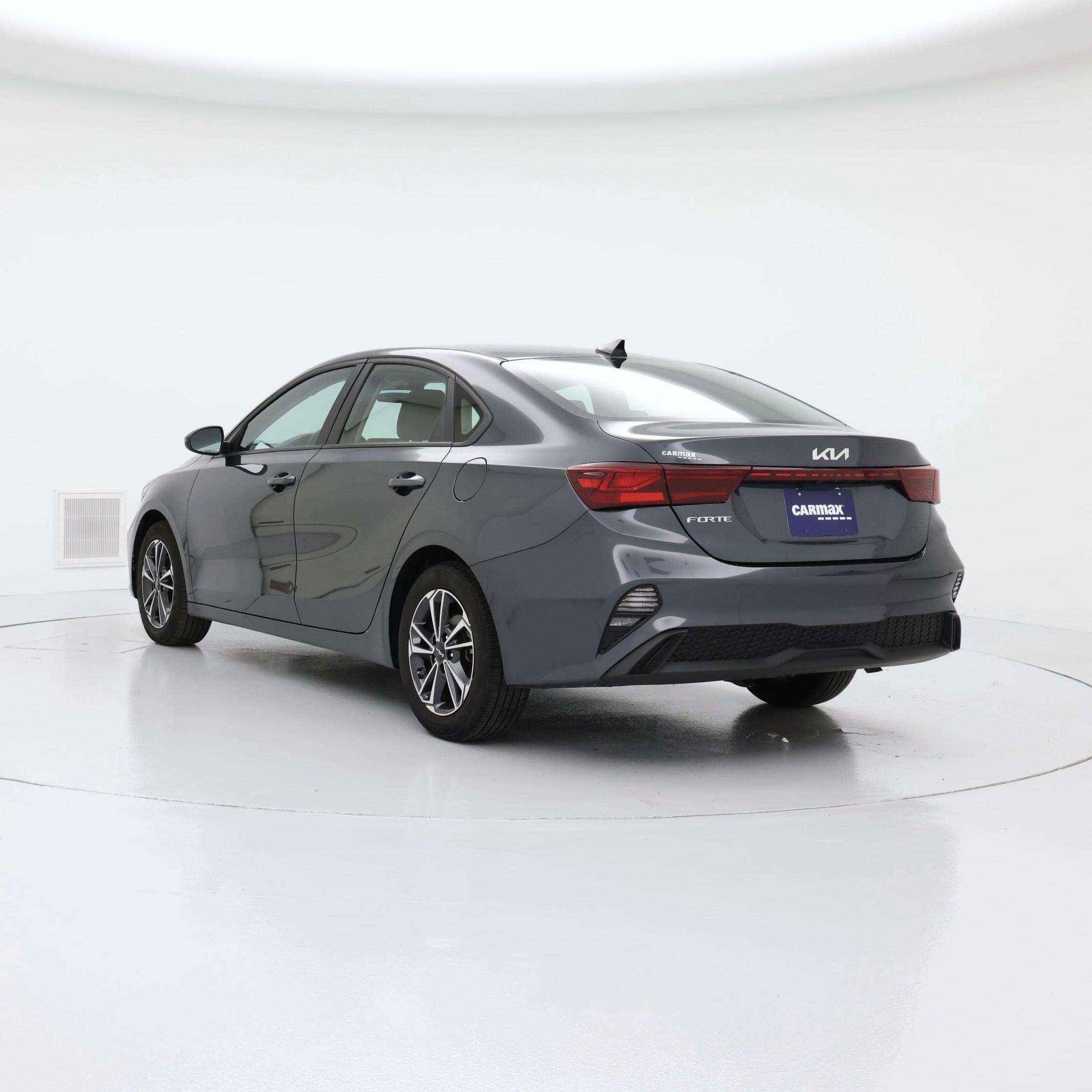 Thumbnail: 2024 Kia Forte - 2