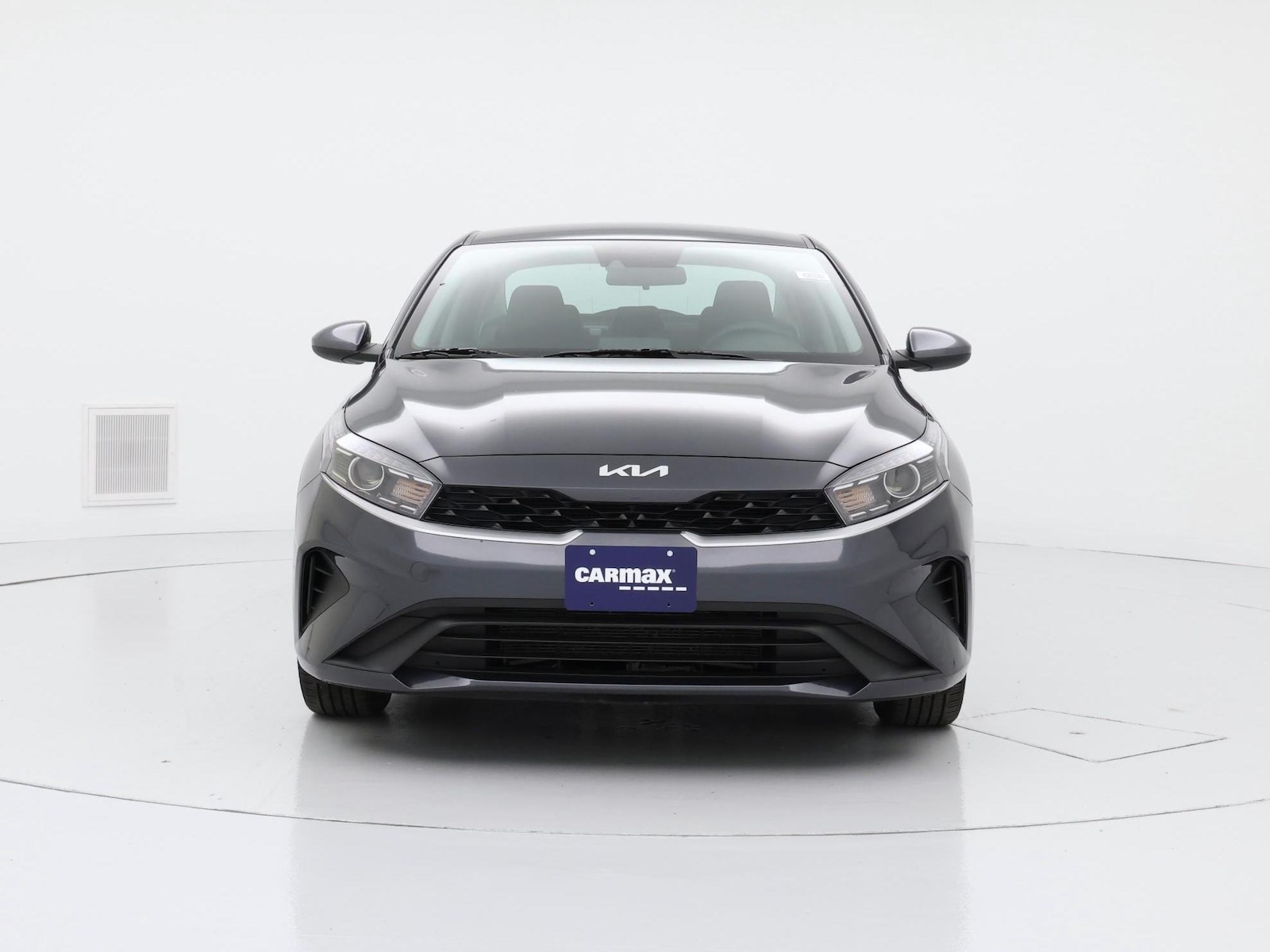 2024 Kia Forte LXS - Photo 6