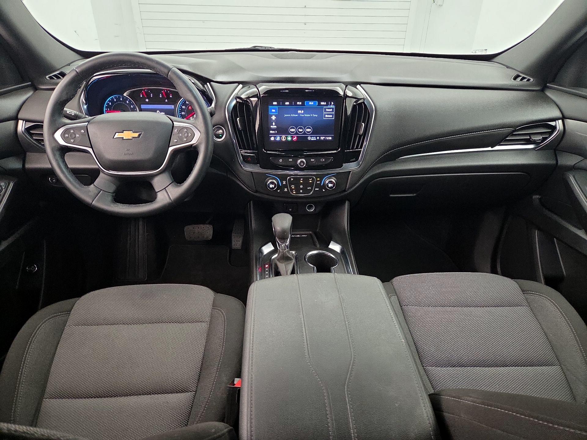 Thumbnail: 2023 Chevrolet Traverse - 9