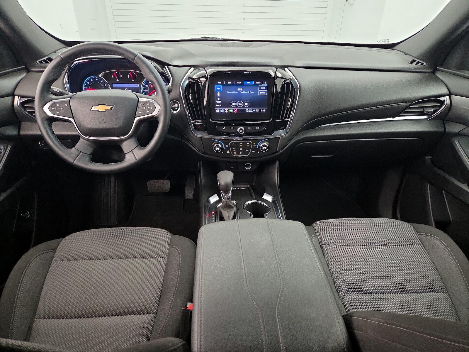 2023 Chevrolet Traverse 1LT - Photo 10